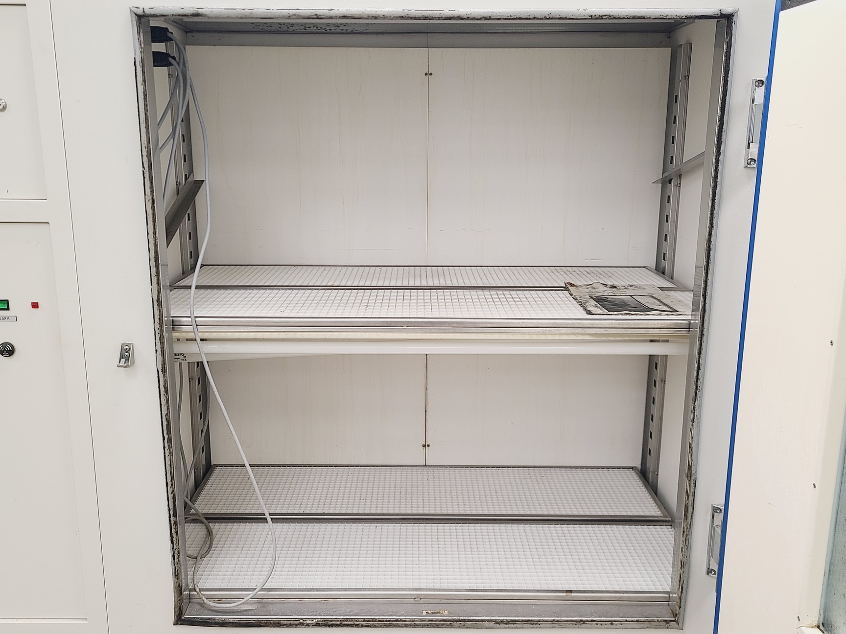 Image of Snijders Scientific Model MC1000VHOE-EVD Plant Growth Cabinet