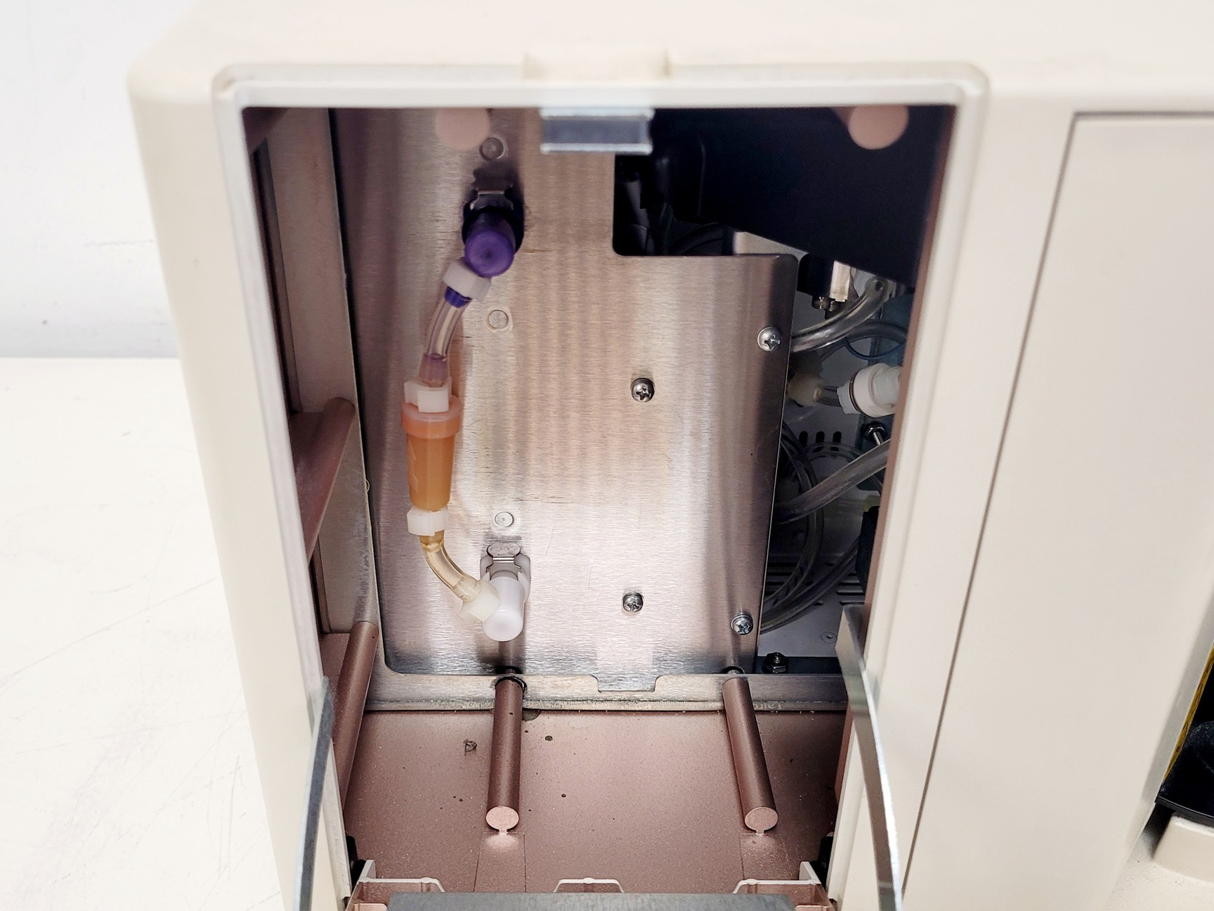 Image of Lumimex 200 Cytometry Analyzer W/ Luminex SD & XYP Plate Handler Lab