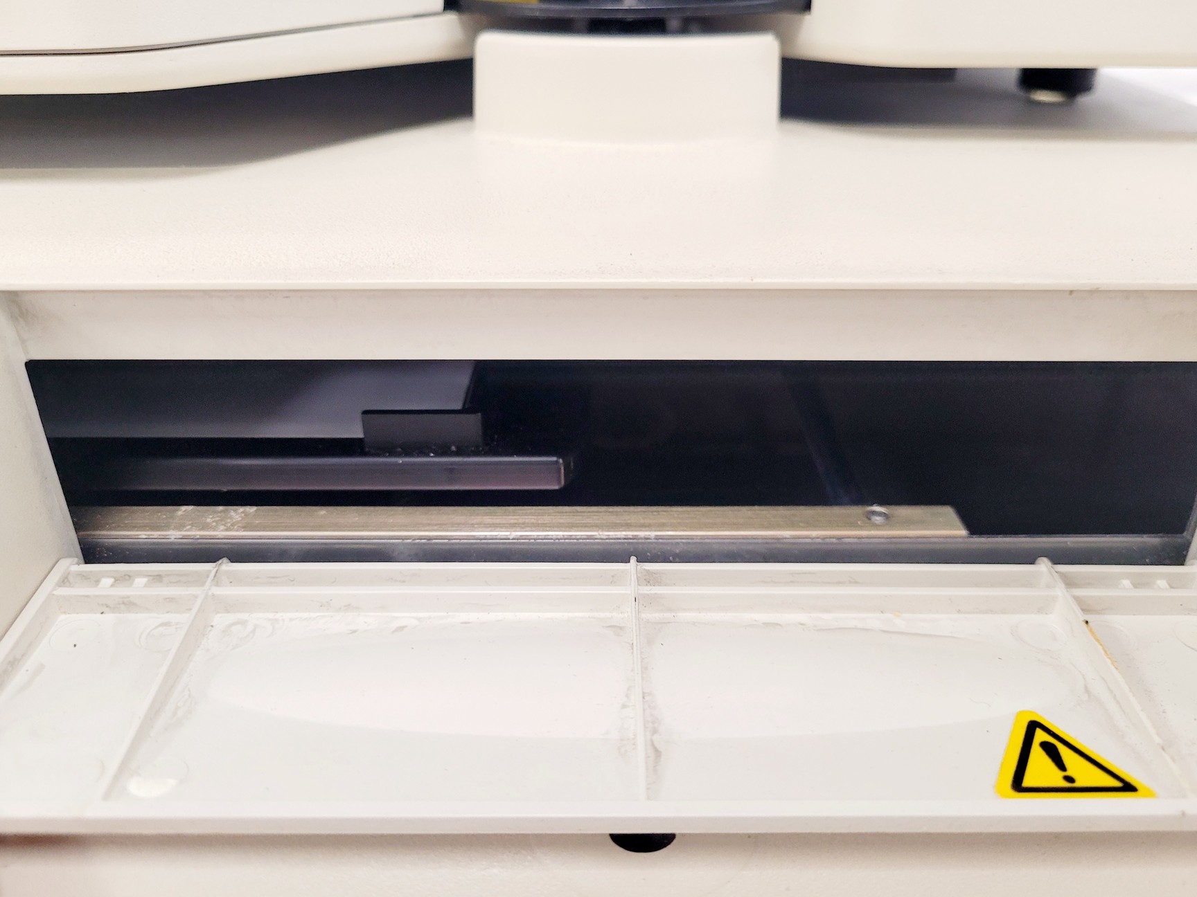 Image of Lumimex 200 Cytometry Analyzer W/ Luminex SD & XYP Plate Handler Lab