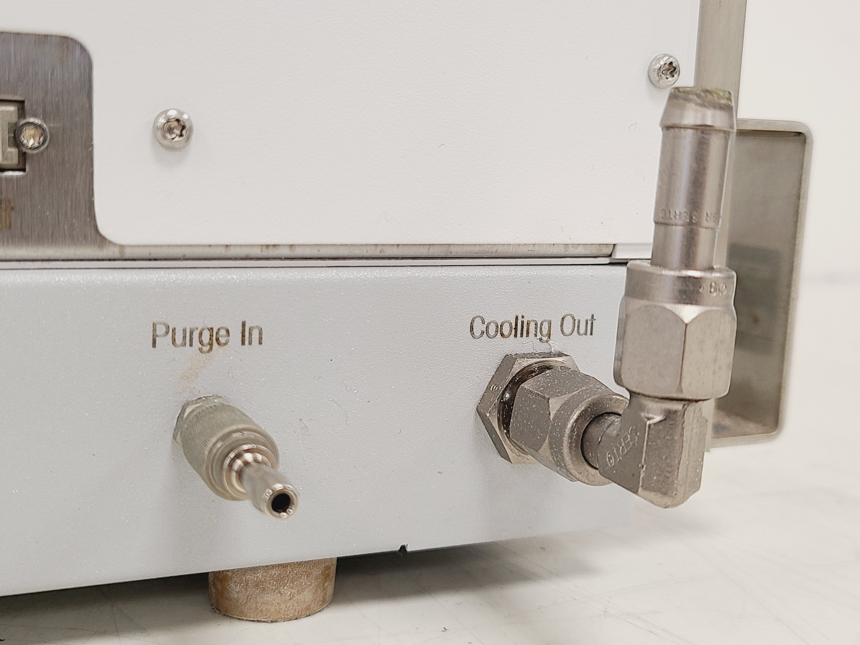 Image of Mettler Toledo Easymax 102 Personal Synthesis Workstation Lab