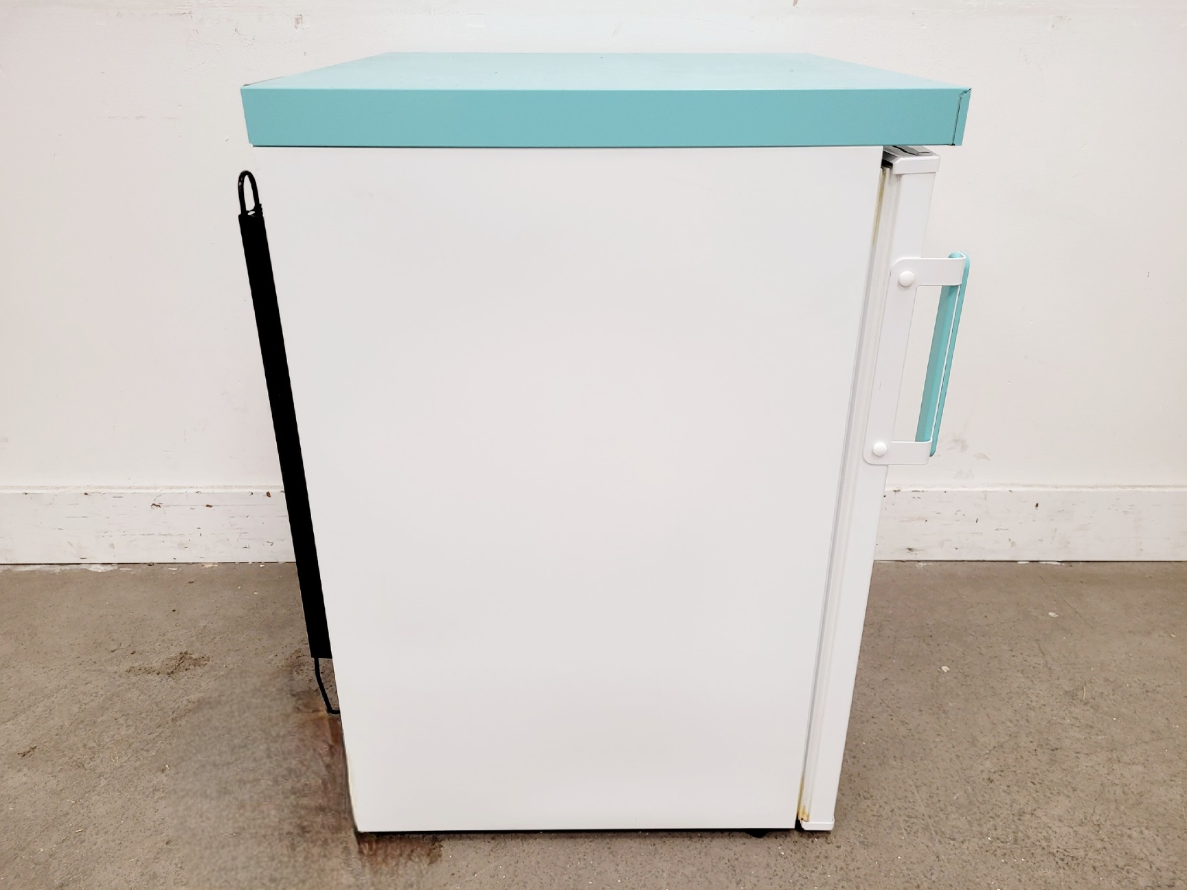 Image of LEC Medical LM LSF151UK Laboratory Freezer