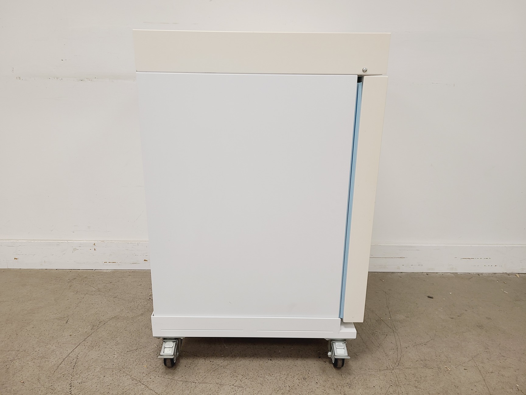 Image of LEEC GA2000 Research CO2 Incubator