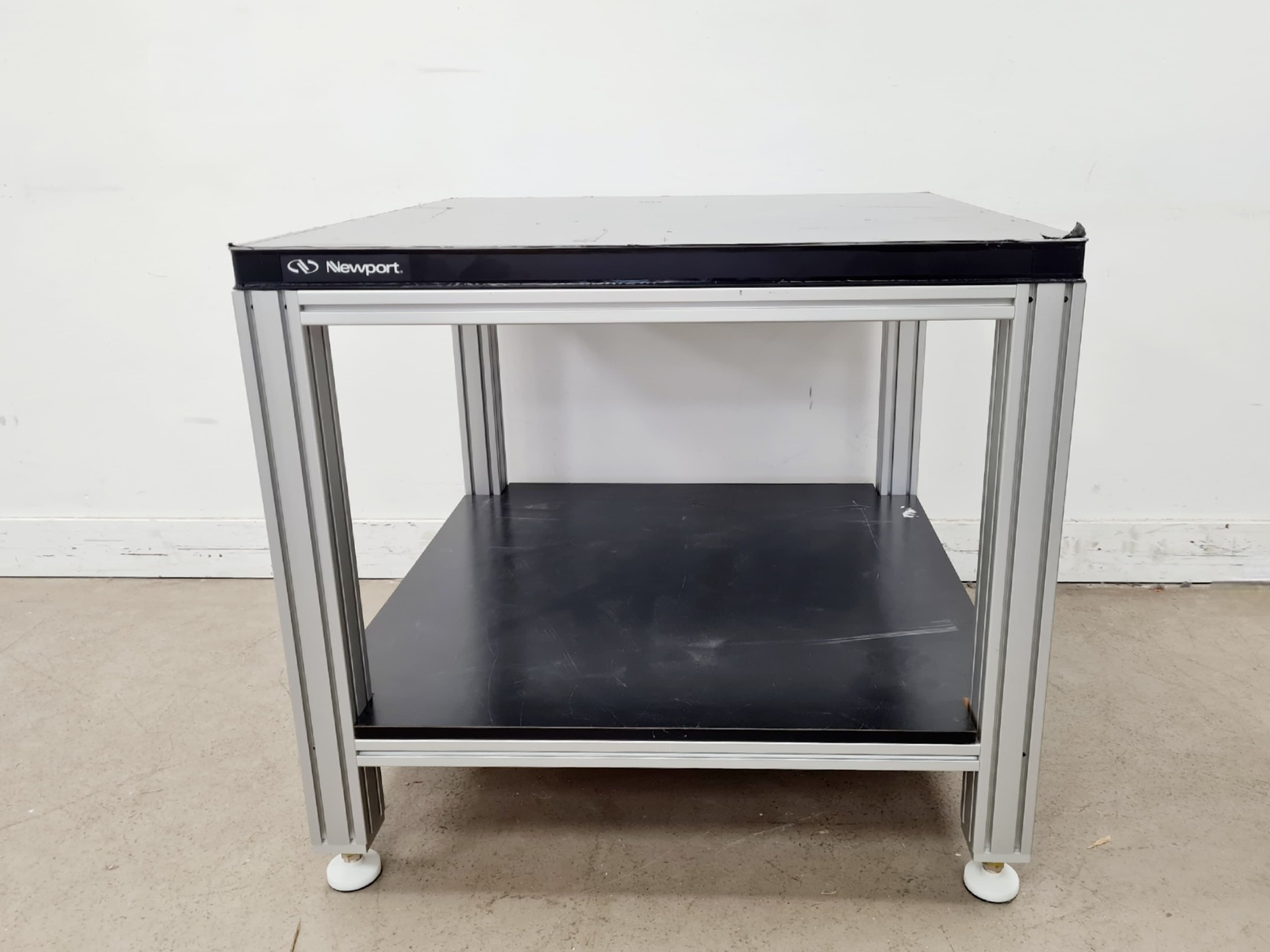 Image of Newport Anti-Vibration Table Model: 04SI68920