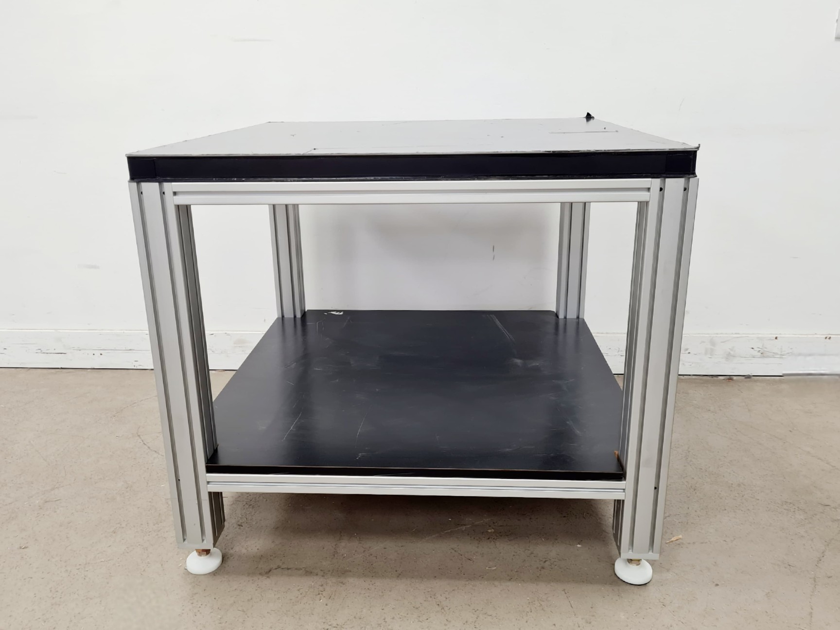 Image of Newport Anti-Vibration Table Model: 04SI68920