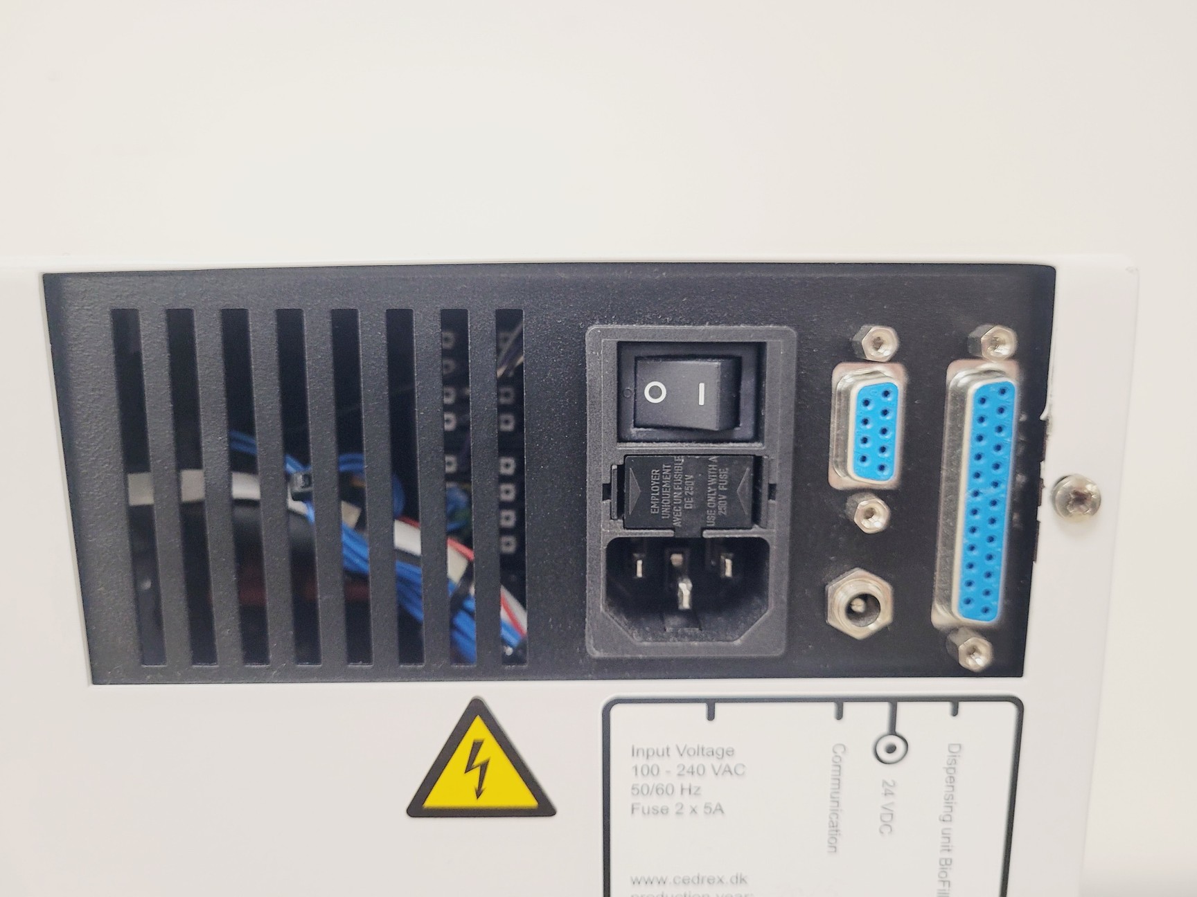 Image of FluidX XSD-96 Pro Tube Automated Capper and De-Capper (2020)