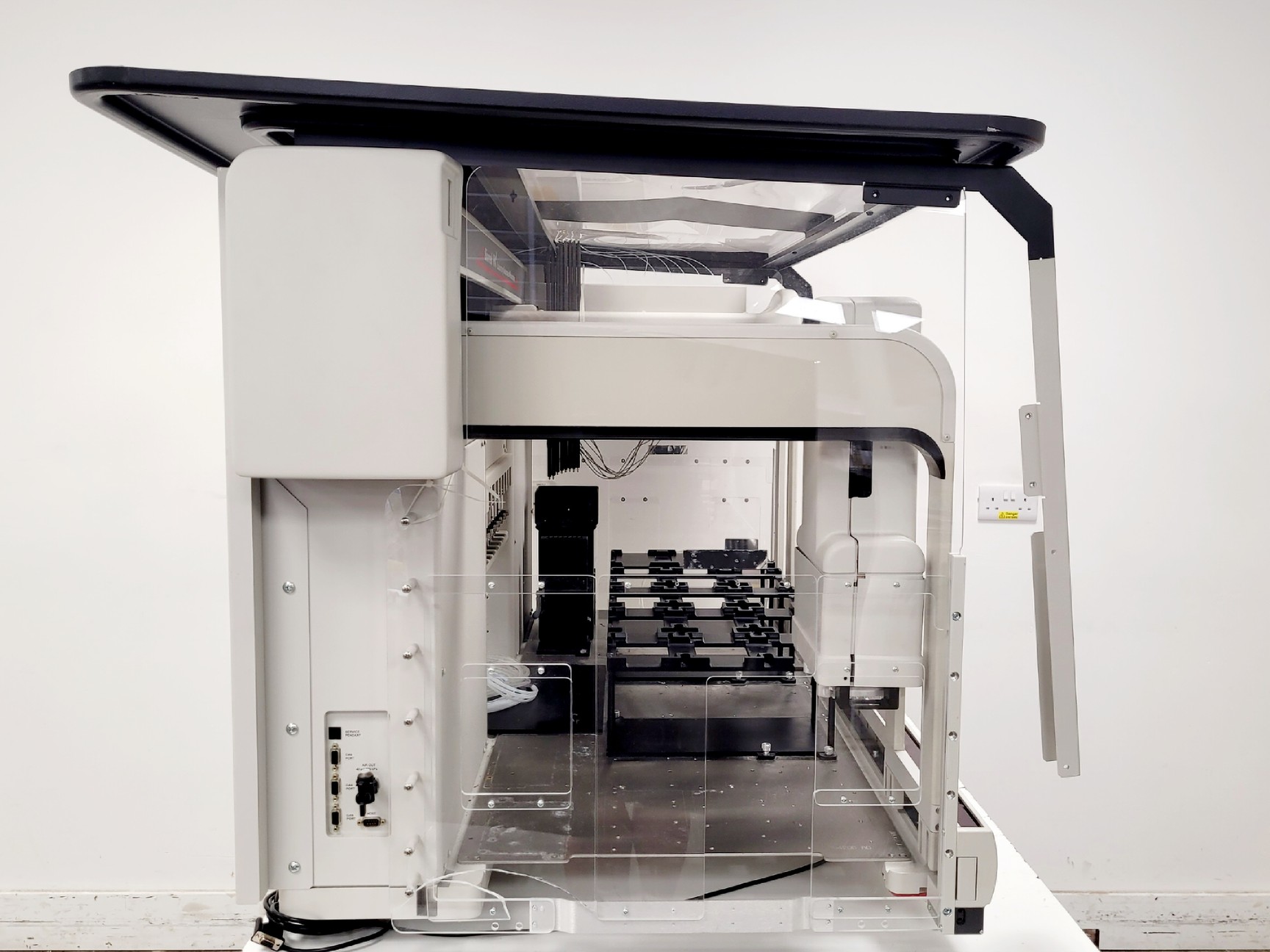 Image of Beckman Coulter Biomek FXp Laboratory Automation Workstation w/ Accessories