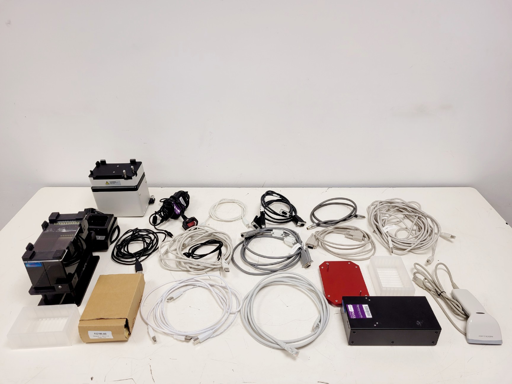 Image of Beckman Coulter Biomek FXp Laboratory Automation Workstation w/ Accessories