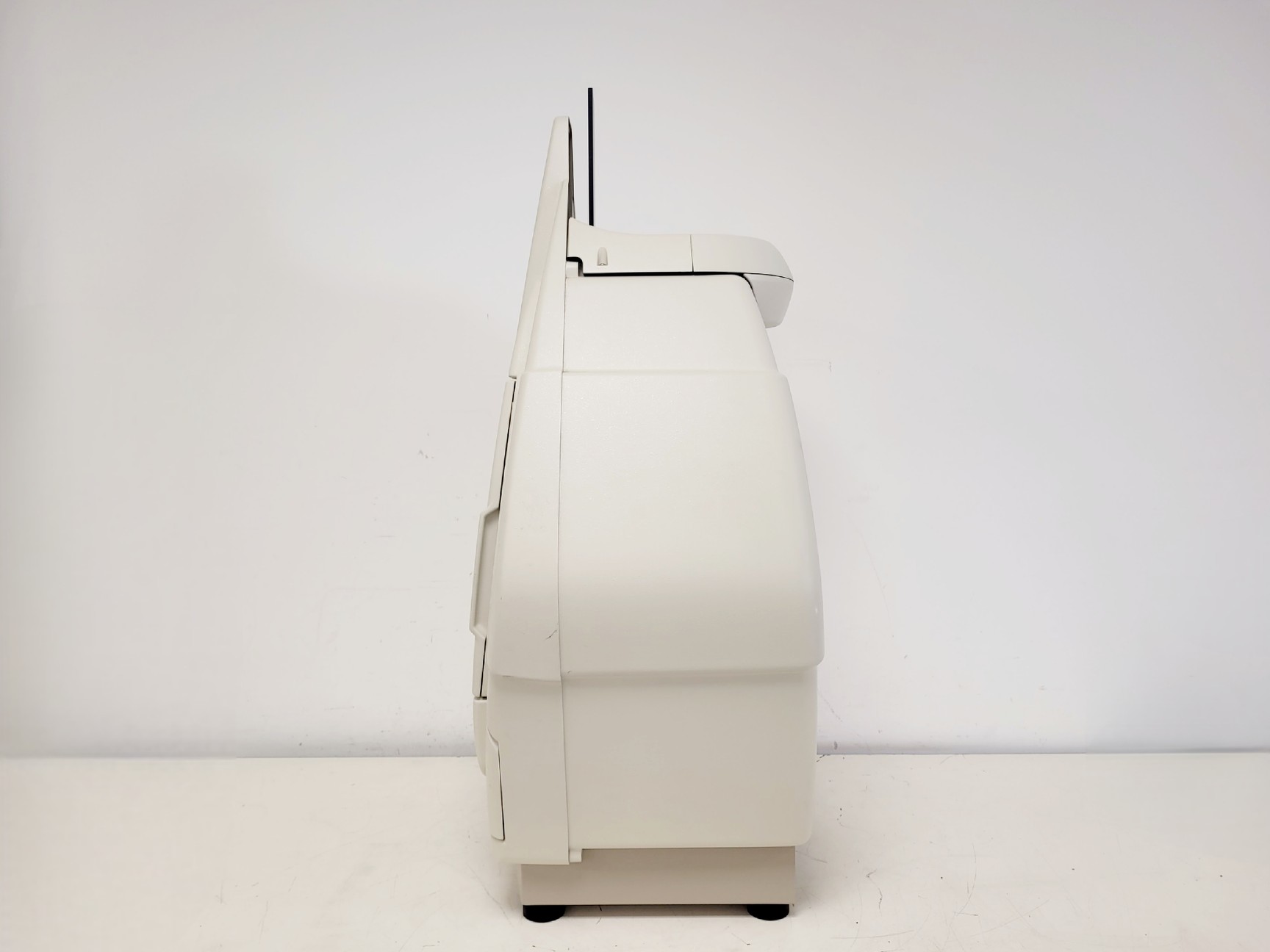 Image of Bio-Rad ChemiDoc MP Imaging System Universal Hood III