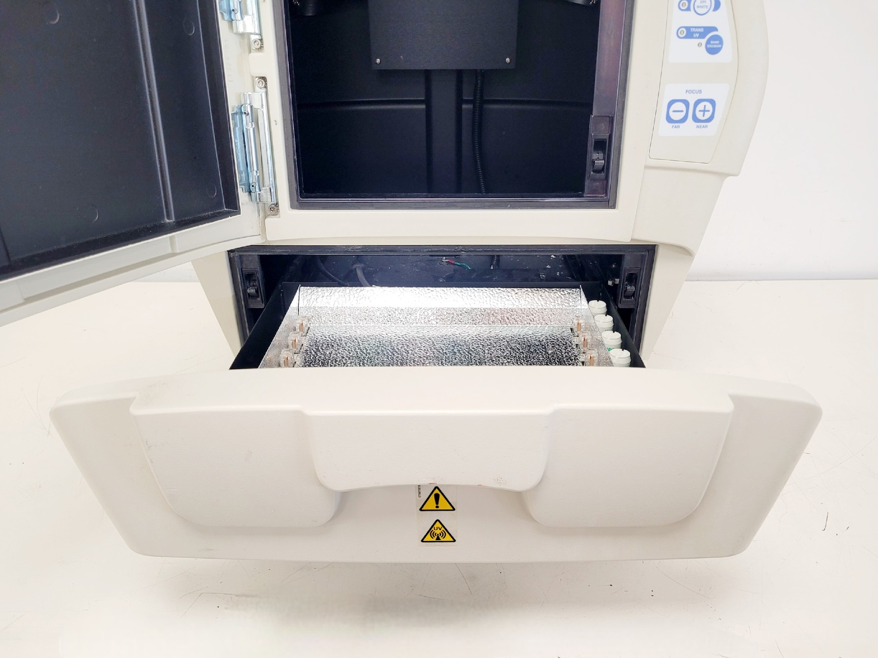 Image of Bio-Rad ChemiDoc MP Imaging System Universal Hood III