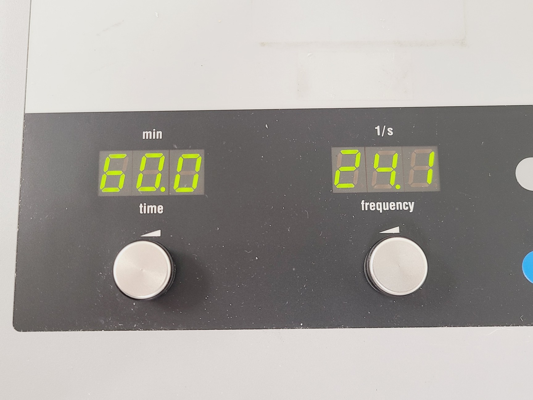 Image of Retsch MM200 Mixer Mill Lab
