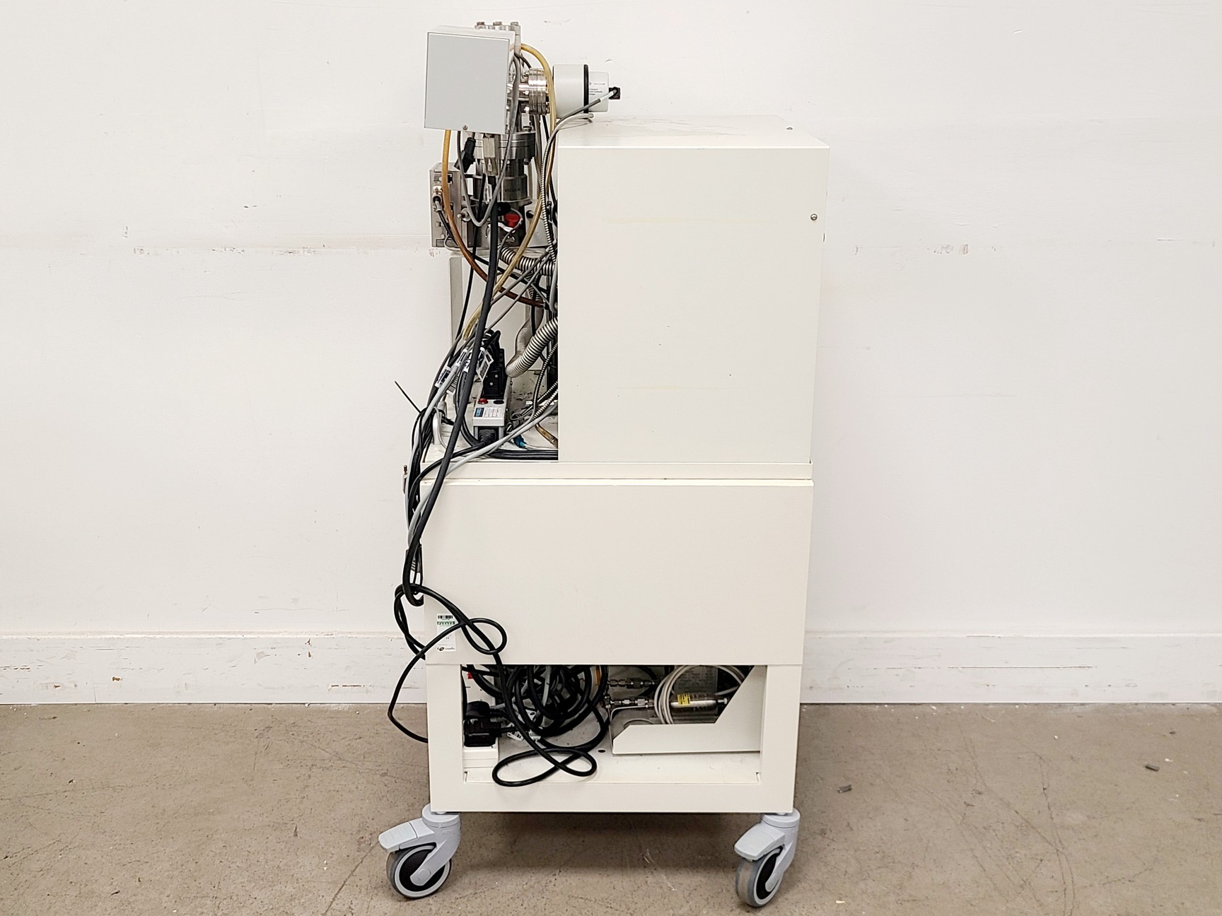 Image of Hiden Analytical HPR20 QMS Sampling System w/ RC Interface & Gas Panel