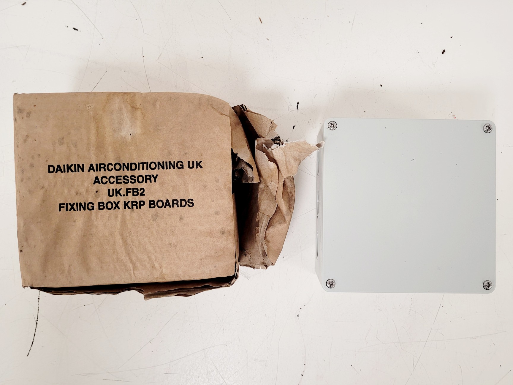 Image of Daiken SkyAir Alpha-Series RZAG100N7V1B AC Unit w/ FAA100BUV1B Unit