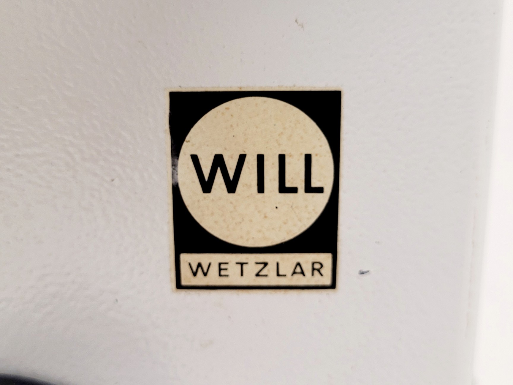 Image of Will Wetzlar Wilovert Inverted Microscope w/ 4 Objectives (4x/10x/20x/32x)