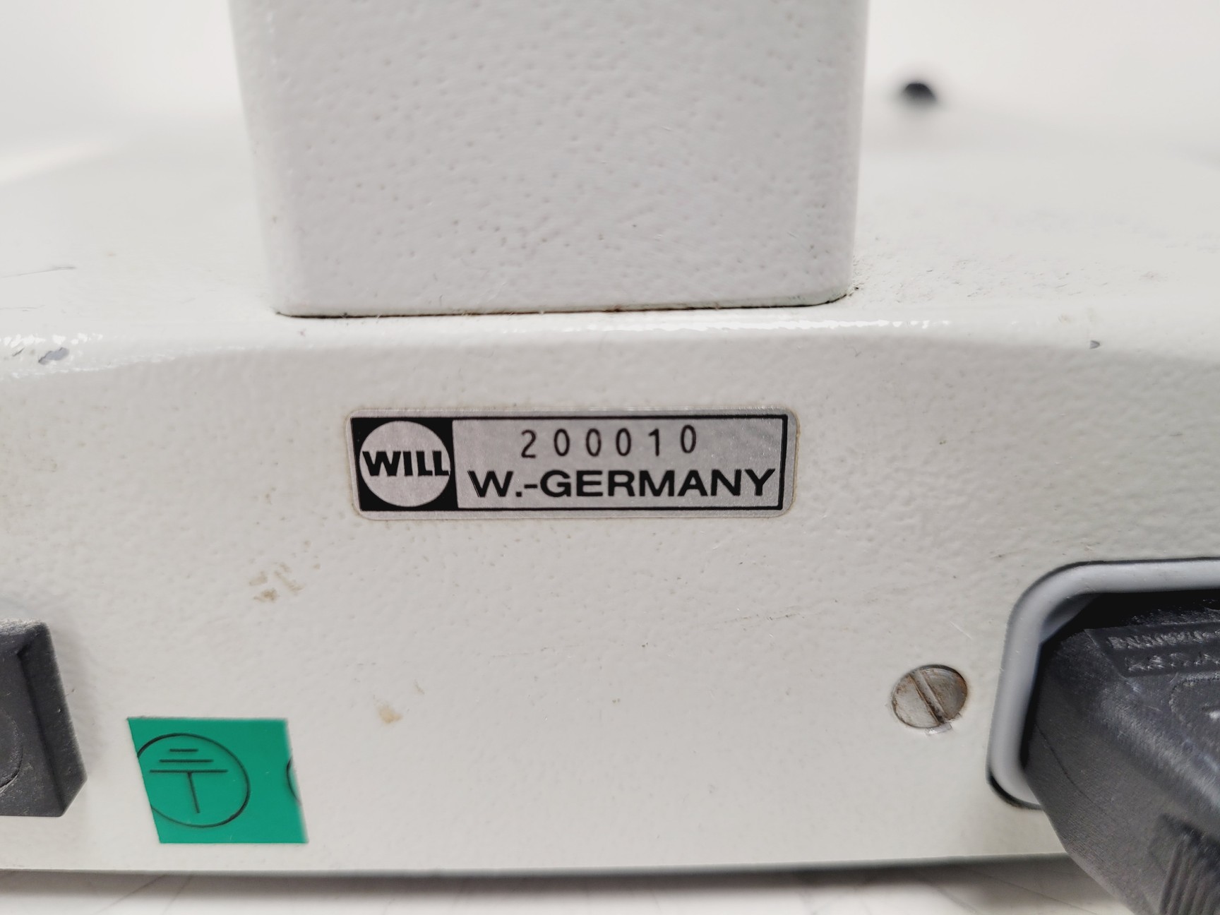 Image of Will Wetzlar Wilovert Inverted Microscope w/ 4 Objectives (4x/10x/20x/32x)