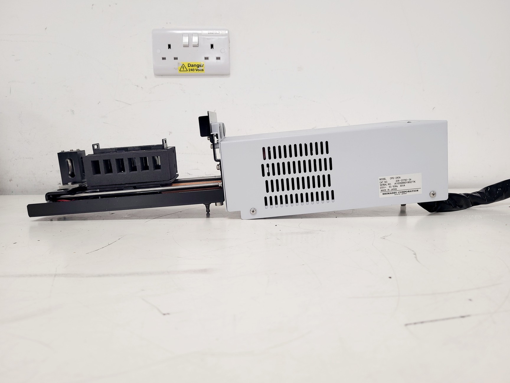 Image of Shimadzu UV-1800 UV Spectrophotometer w/ CPS-240A & CPS-Controller