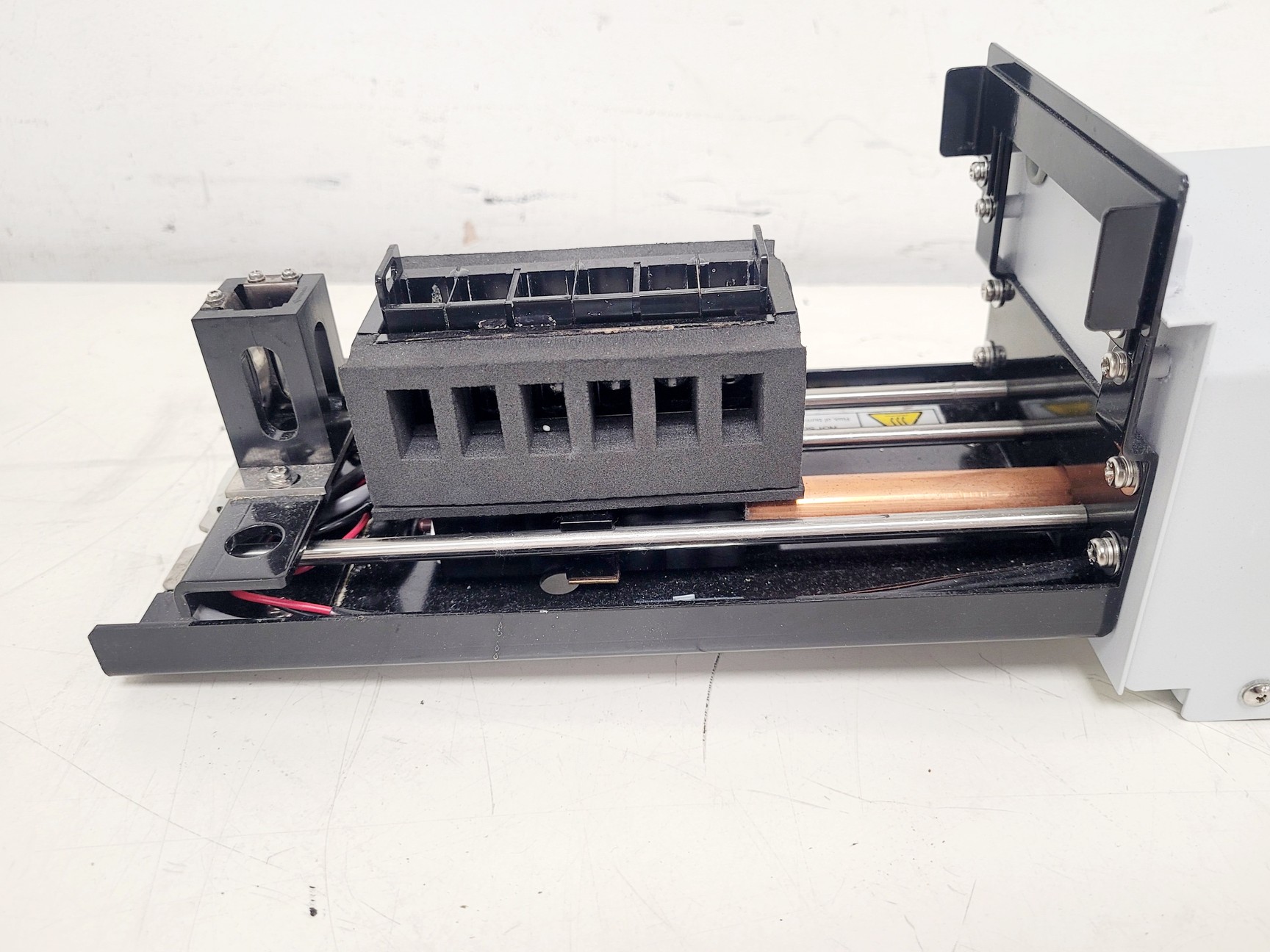 Image of Shimadzu UV-1800 UV Spectrophotometer w/ CPS-240A & CPS-Controller