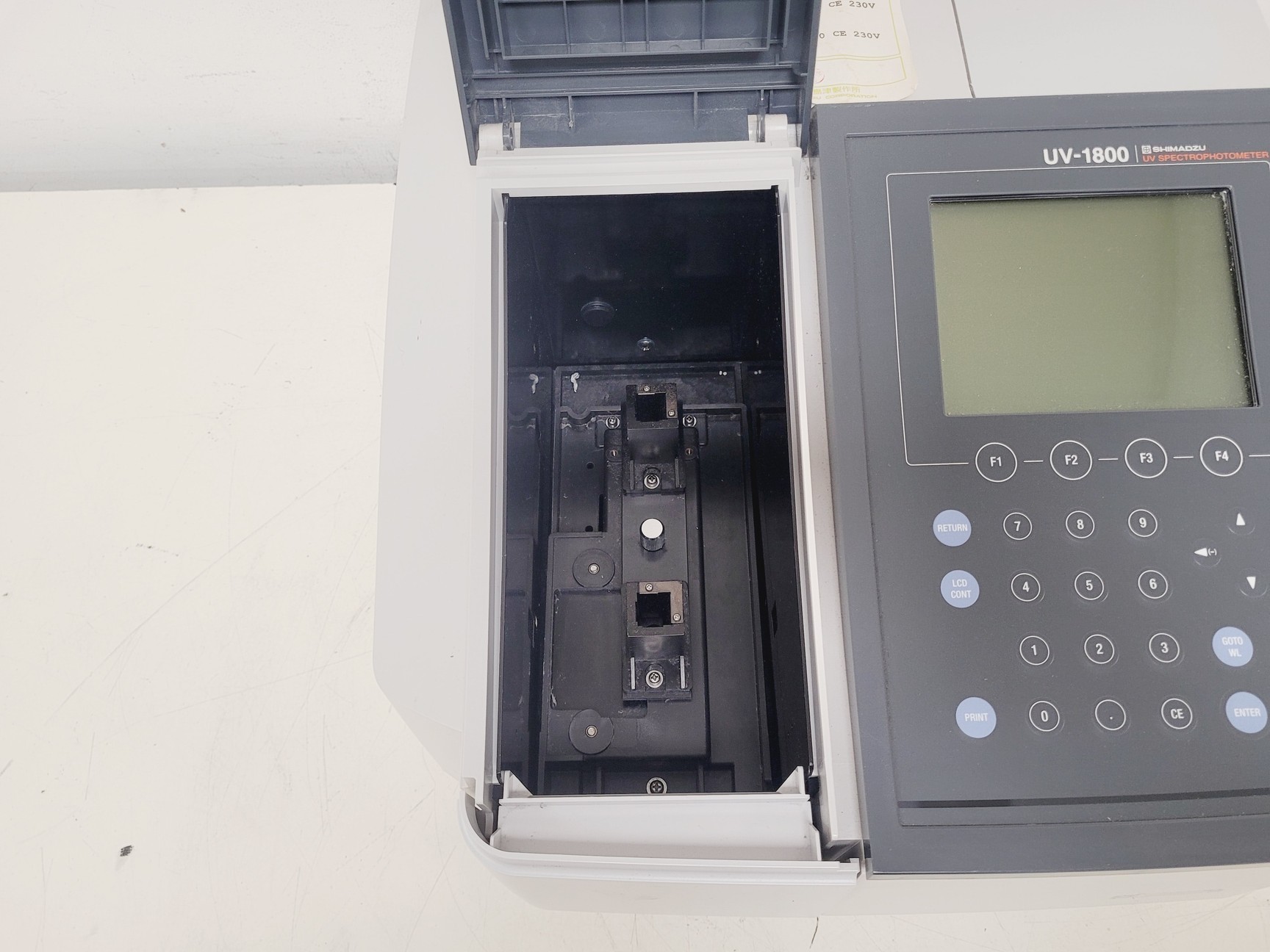 Image of Shimadzu UV-1800 UV Spectrophotometer w/ CPS-240A & CPS-Controller