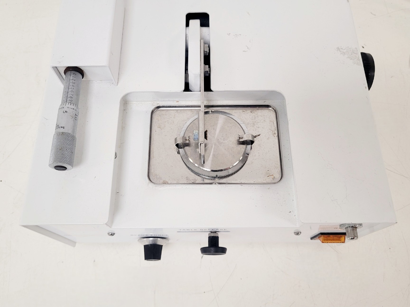 Image of The Mickle Laboratory Engineering Co MTC/2E McIlwain Tissue Chopper