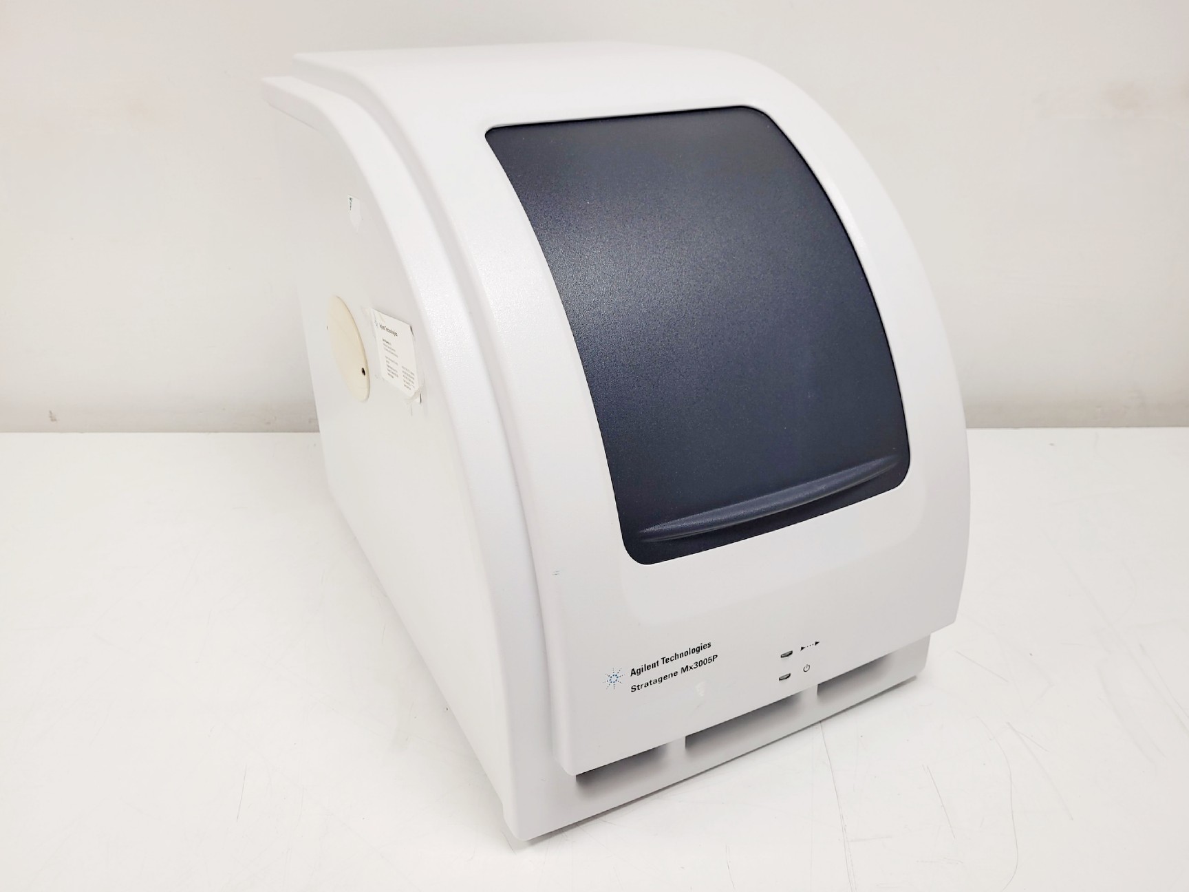 Image of Agilent Technologies 401513 Stratagene Mx3005P Real Time PCR Machine Lab