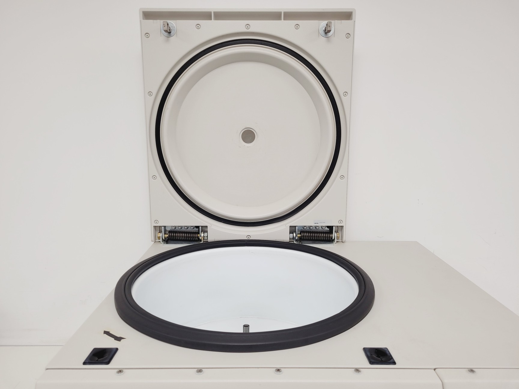 Image of Beckman Coulter Allegra X-12R Benchtop Centrifuge Lab