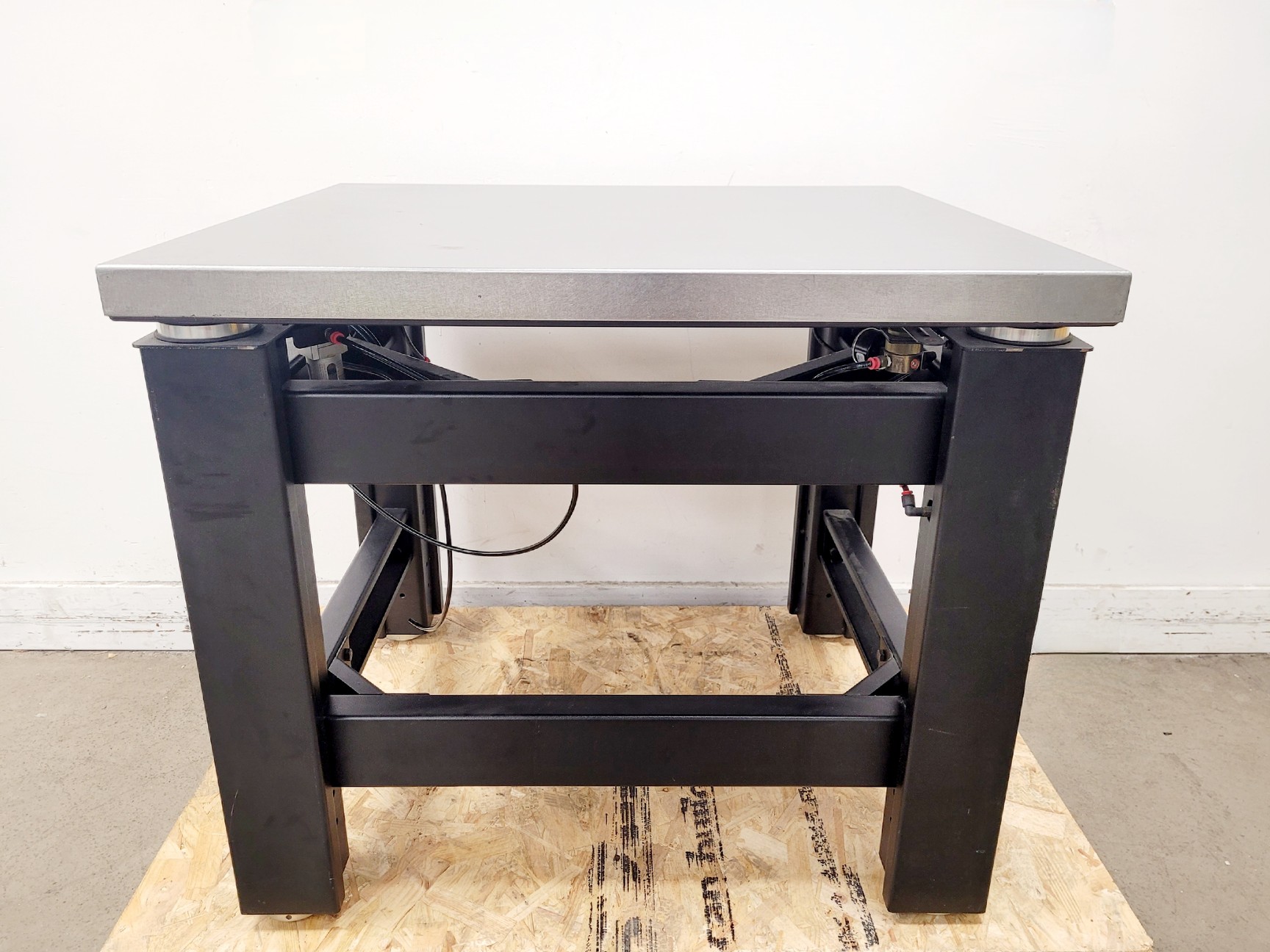 Image of TMC Anti-Vibration Table Model No. 63-530 with Jun-Air Model 3 Compressor/Pump