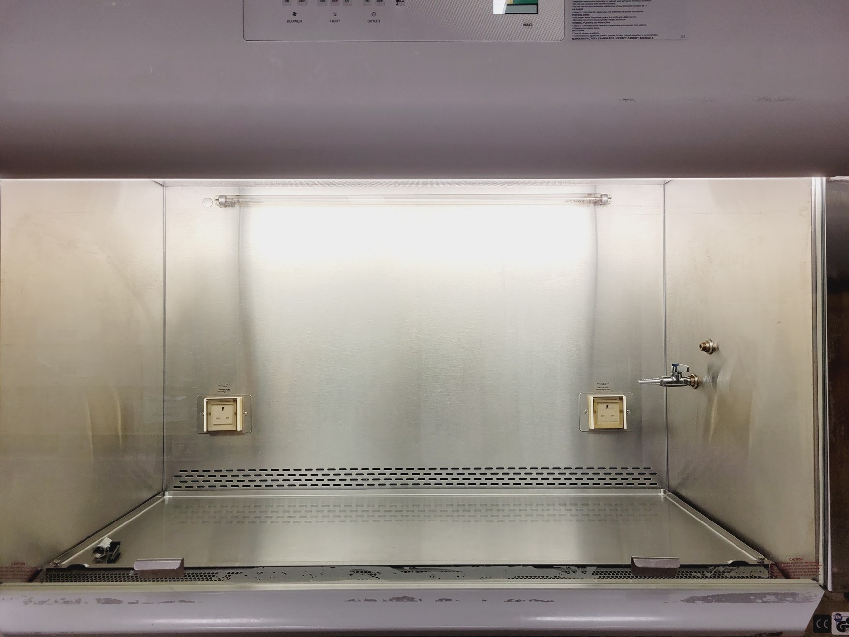 Image of Nuaire NU-437-400E Ductless Class II Safety Cabinet Lab