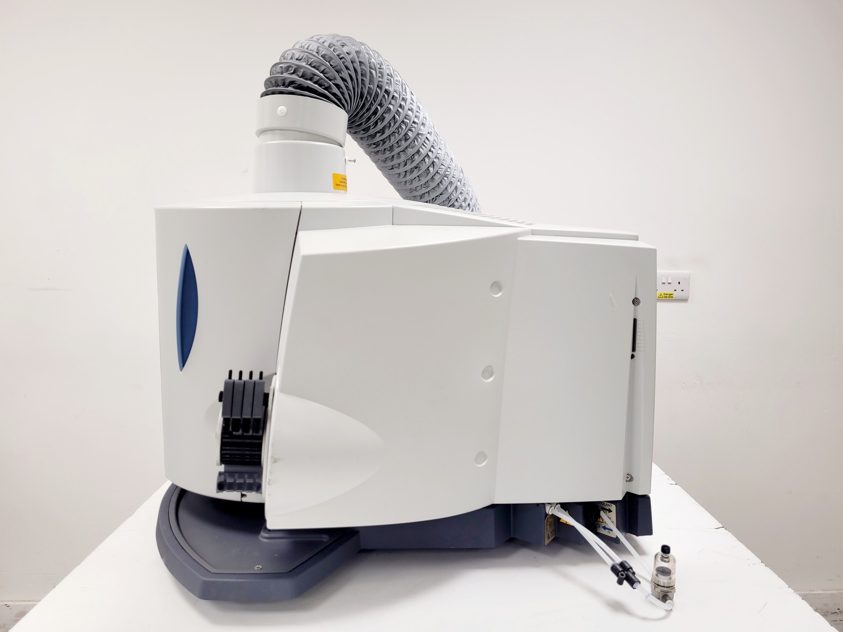 Image of Thermo iCAP6500 DUO Spectrometer W/ ThermoFlex900 Chiller, ASX-520 and PC System