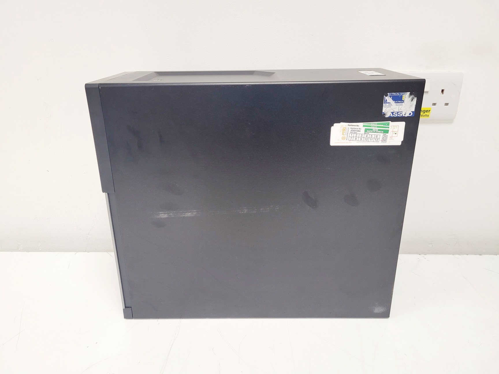 Image of Thermo iCAP6500 DUO Spectrometer W/ ThermoFlex900 Chiller, ASX-520 and PC System