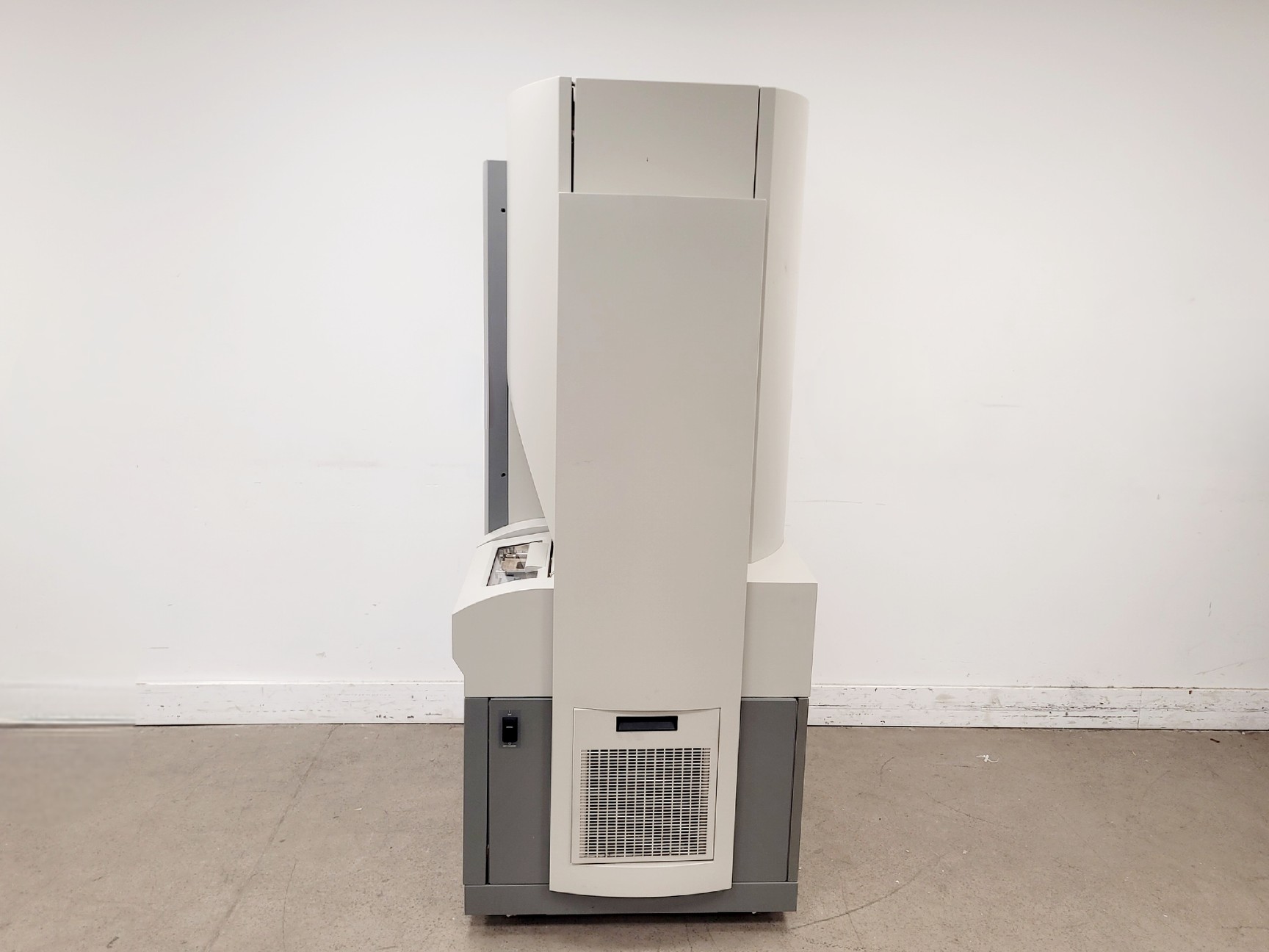 Image of AB Sciex 4800 MALDI TOF/TOF Analyser MS Mass Spectrometry System Lab