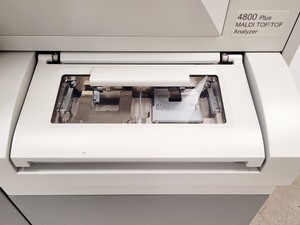 Thumbnail image of AB Sciex 4800 MALDI TOF/TOF Analyser MS Mass Spectrometry System Lab