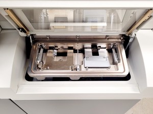 Thumbnail image of AB Sciex 4800 MALDI TOF/TOF Analyser MS Mass Spectrometry System Lab