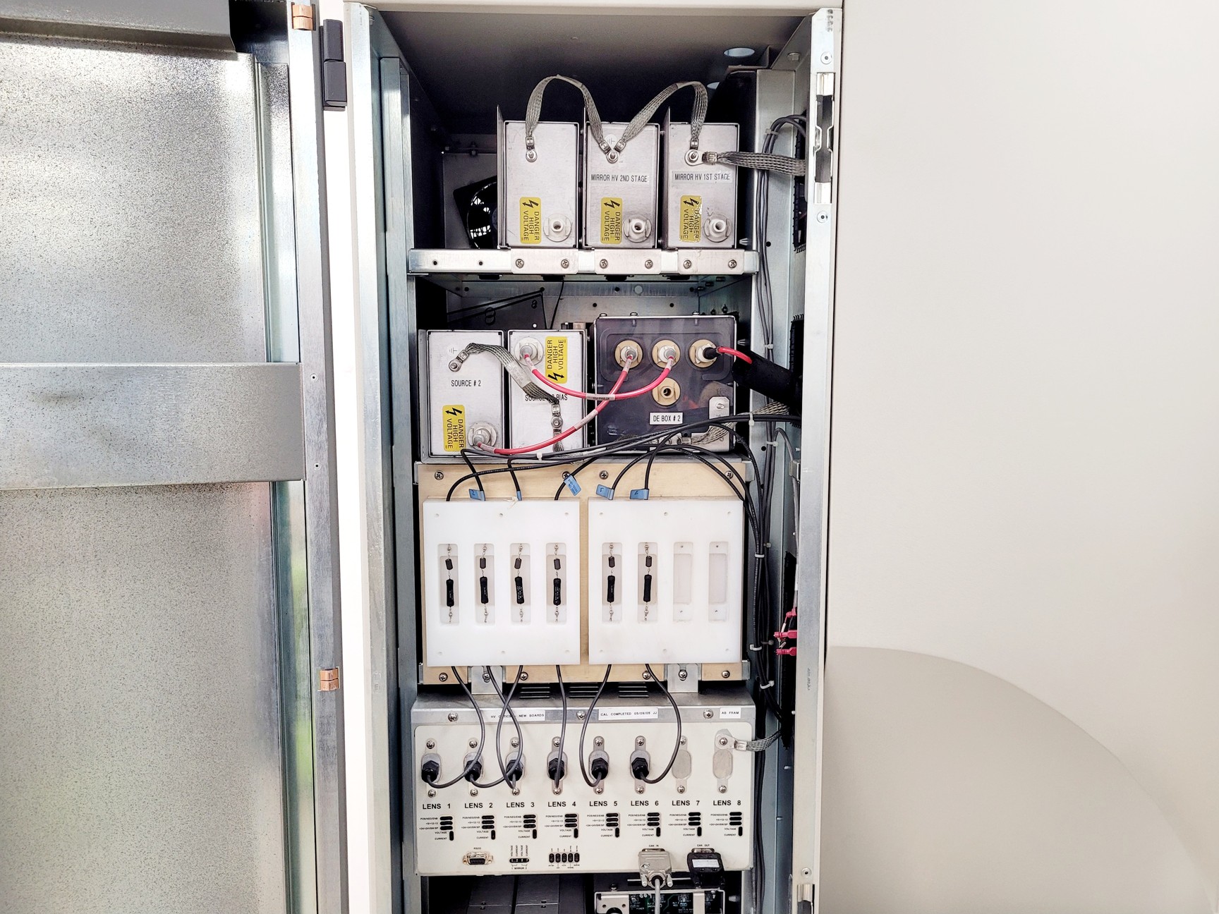 Image of AB Sciex 4800 MALDI TOF/TOF Analyser Mass Spectrometry System Lab