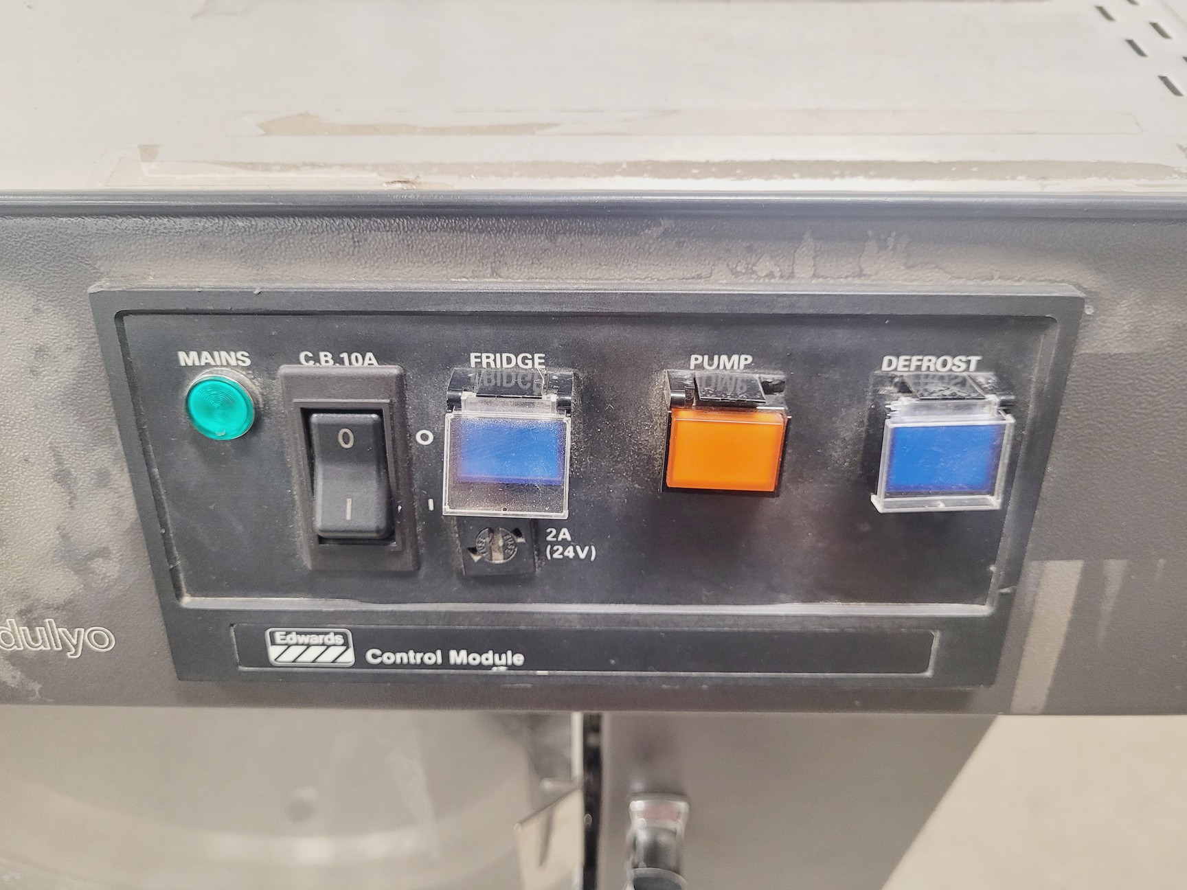 Image of Edwards Freeze Dryer Super Modulyo