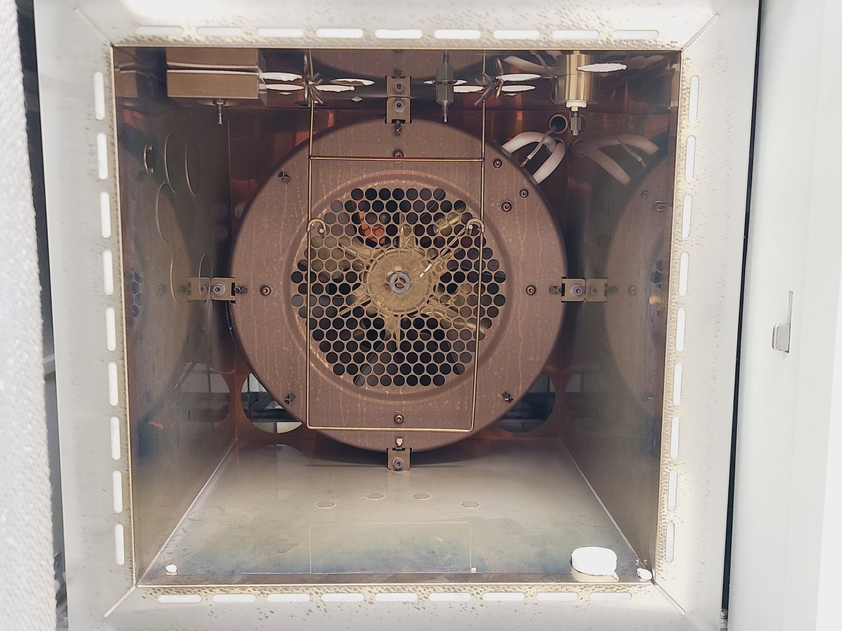 Image of Thermo Scientific Trace GC Ultra w/ Alimentatore DRH GC Chromatography Lab