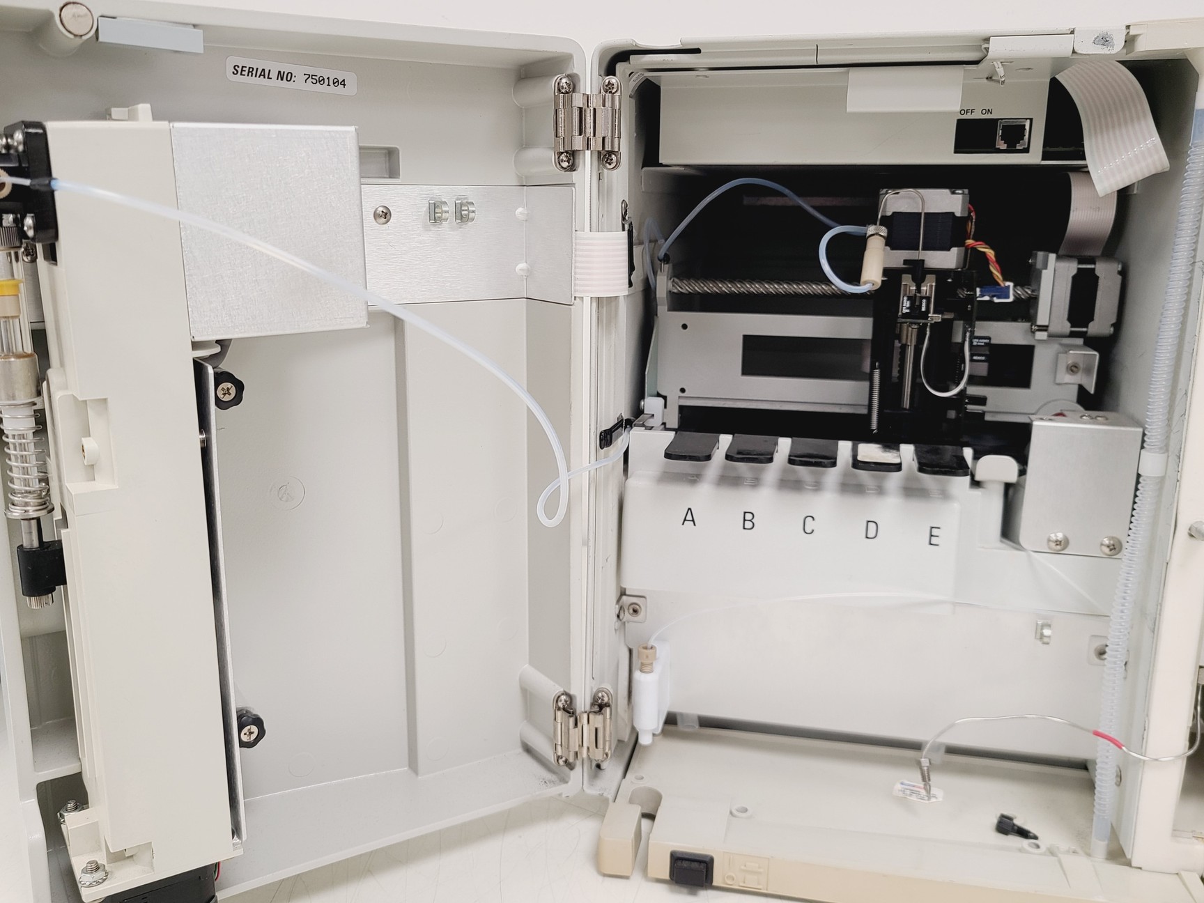 Image of Thermo Scientific Accela HPLC System: Autosampler, Pump and PDA Detector