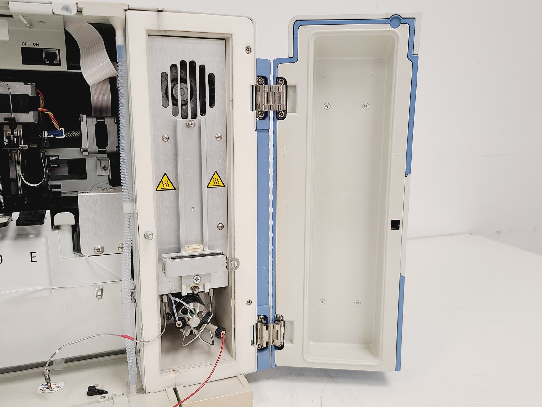 Image of Thermo Scientific Accela HPLC System: Autosampler, Pump and PDA Detector