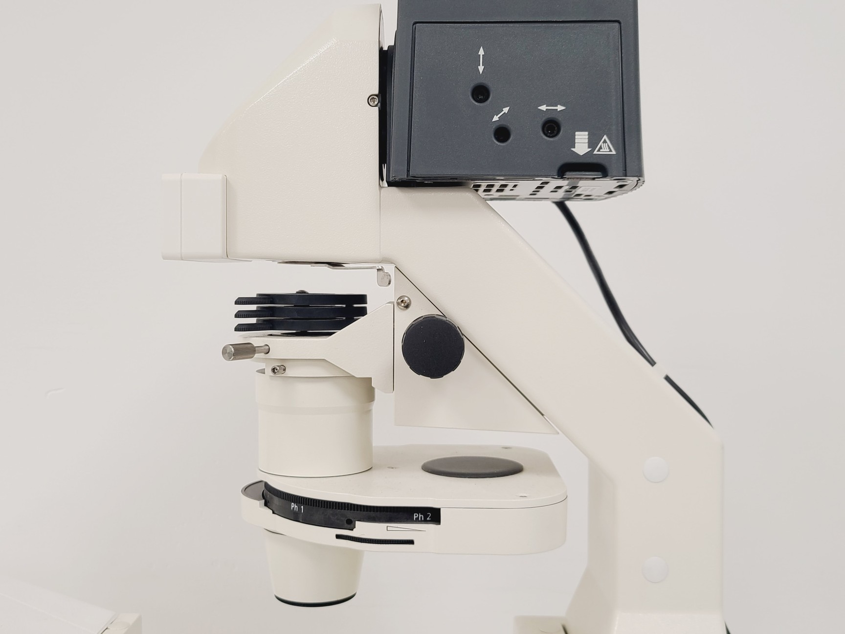 Image of Zeiss Axiovert 200M Inverted Microscope Lab
