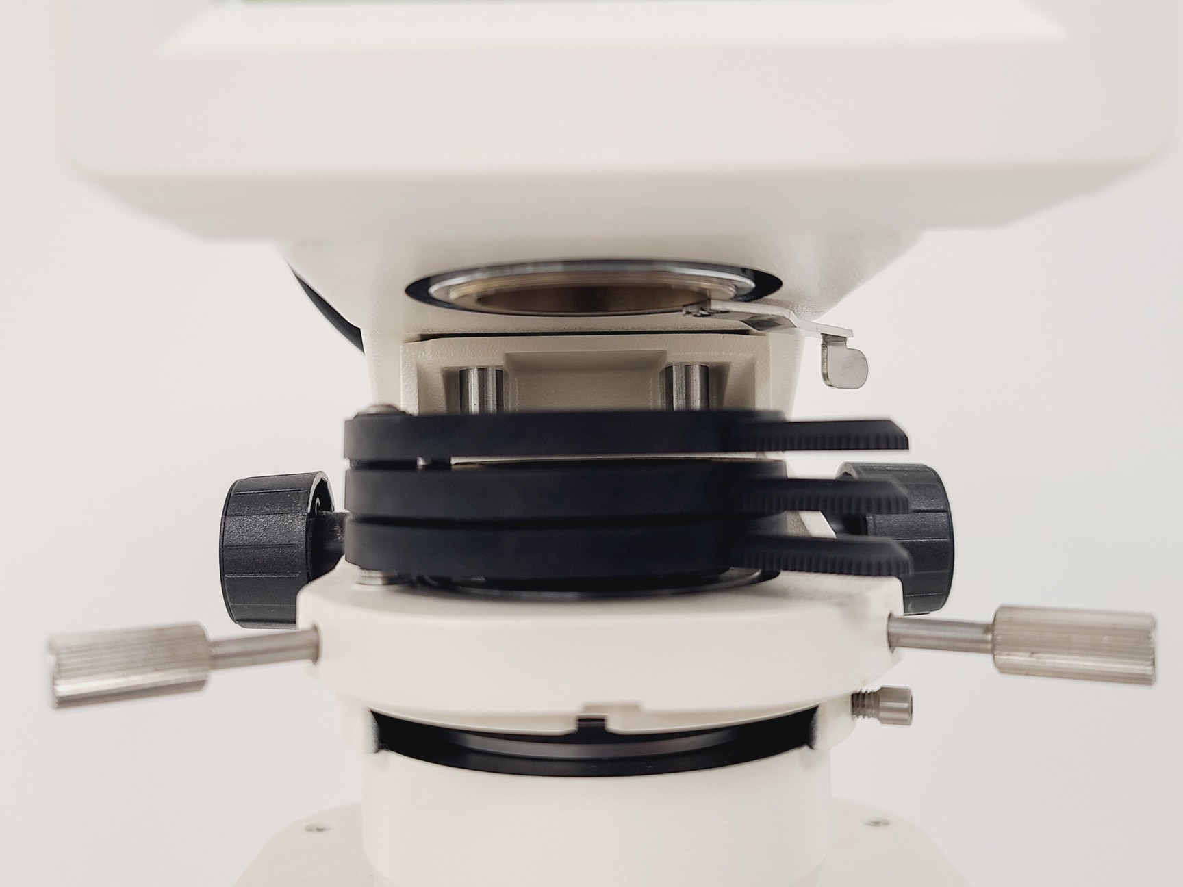 Image of Zeiss Axiovert 200M Inverted Microscope Lab