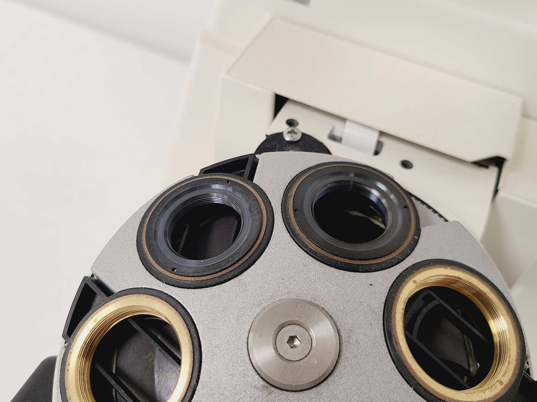 Image of Zeiss Axiovert 200M Inverted Microscope Lab
