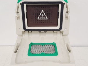 Thumbnail image of BIO-RAD 96-Well T100 Thermal Cycler Lab