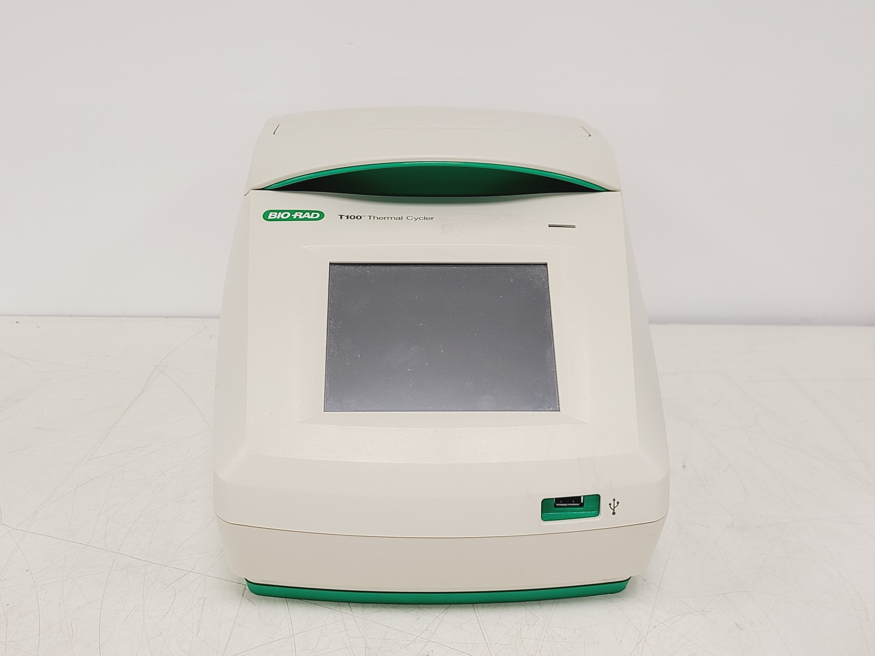 Image of BIO-RAD 96-Well T100 Thermal Cycler Lab