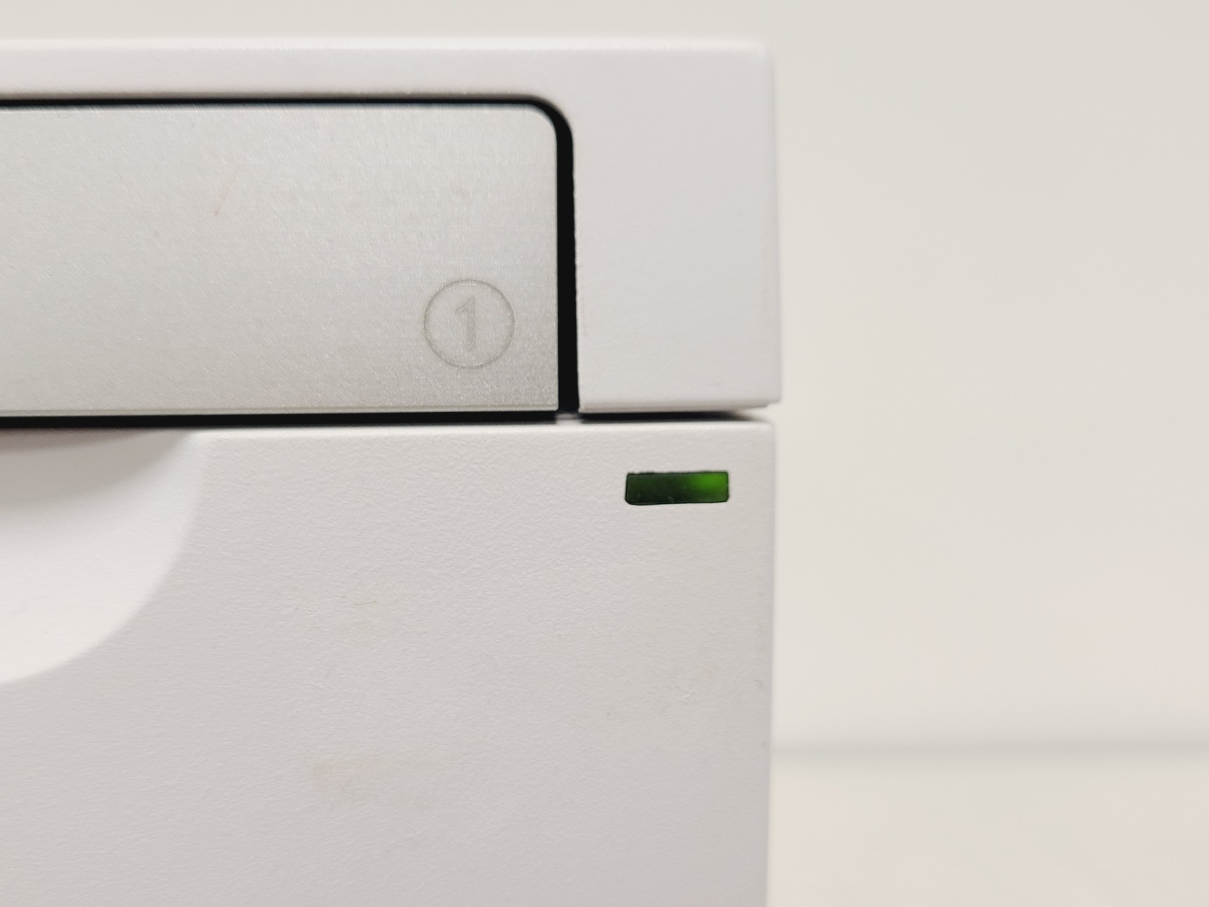 Image of Agilent 2100 Bioanalyzer (G2939A) w/ Various Accessories Lab