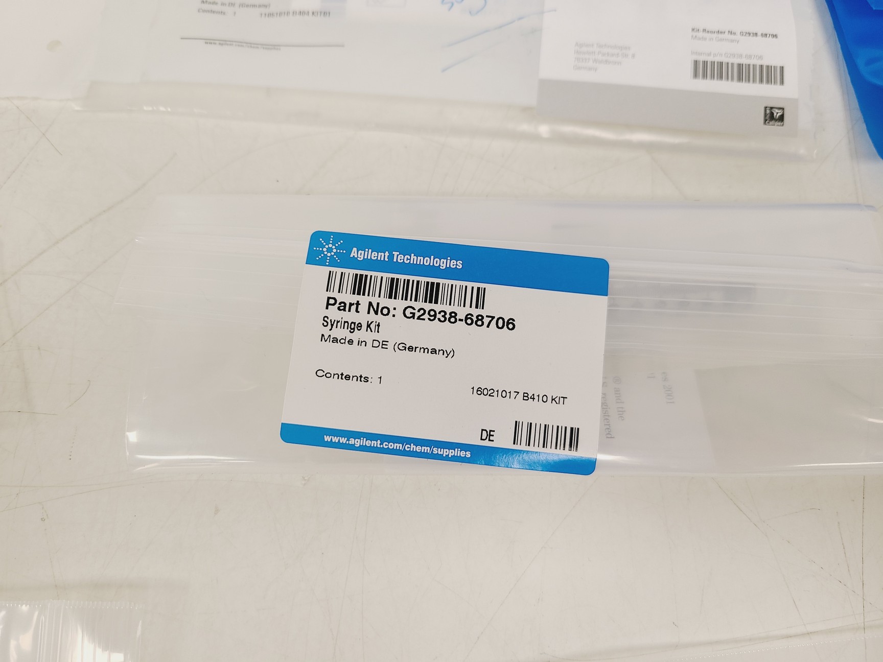 Image of Agilent 2100 Bioanalyzer (G2939A) w/ Various Accessories Lab