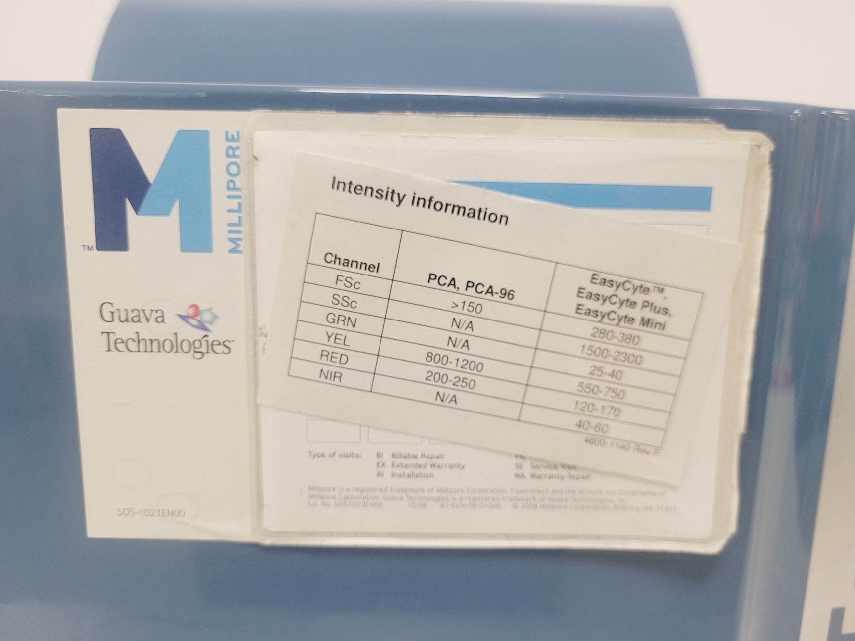 Image of Guava Technologies EasyCyte Plus Flow Cytometer W/ Accessories and Software