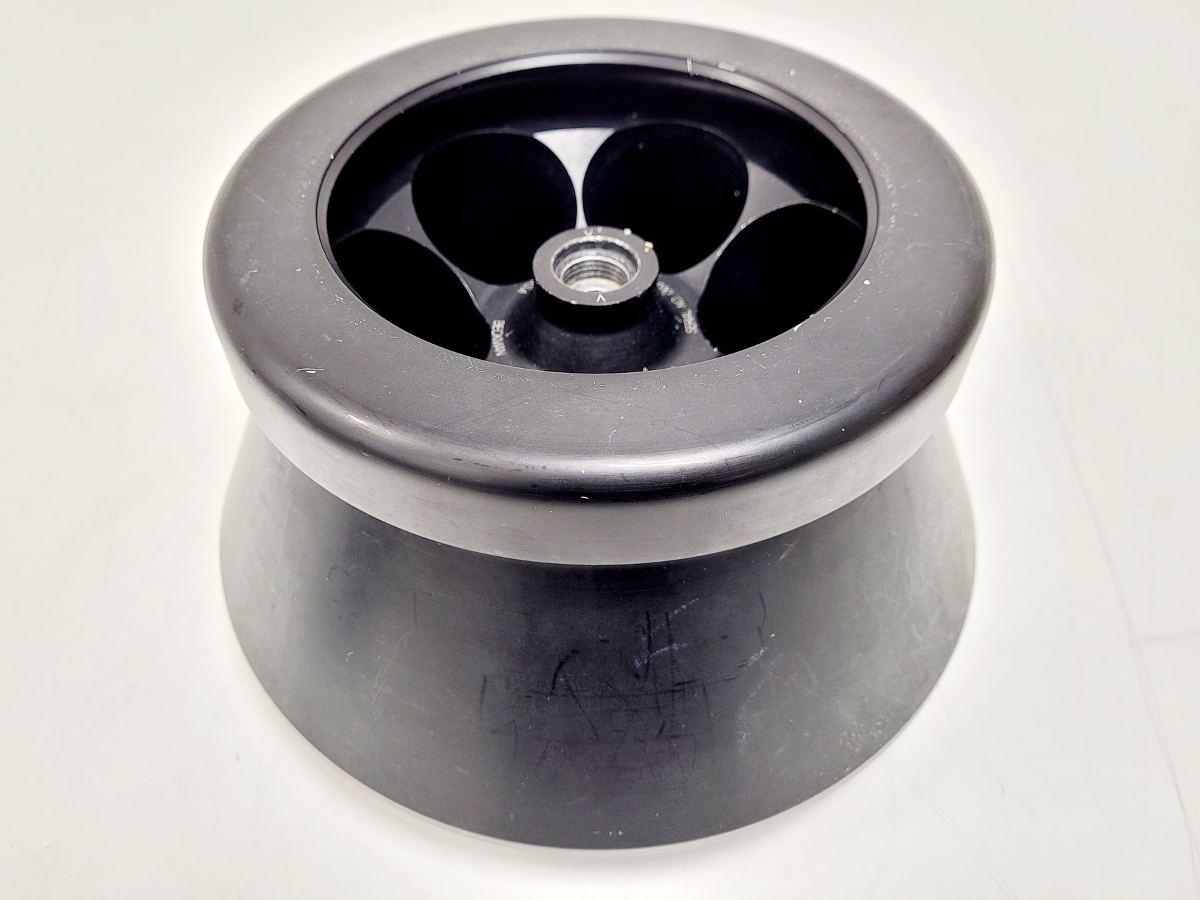 Image of Beckman J-lite Series JLA 16.250 16000RPM