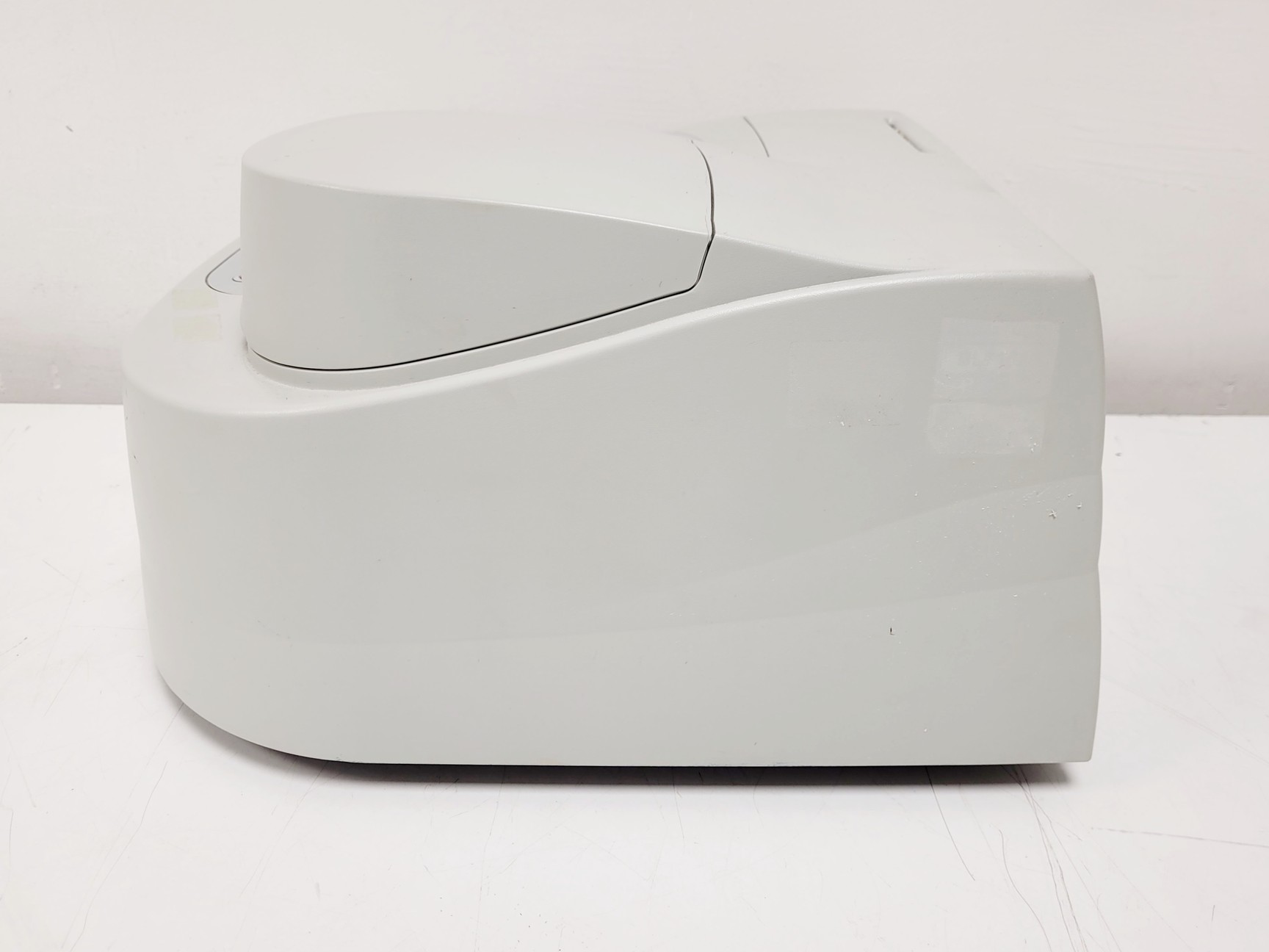 Image of Thermo Scientific BioMate 3 UV/Vis Spectrometer Lab