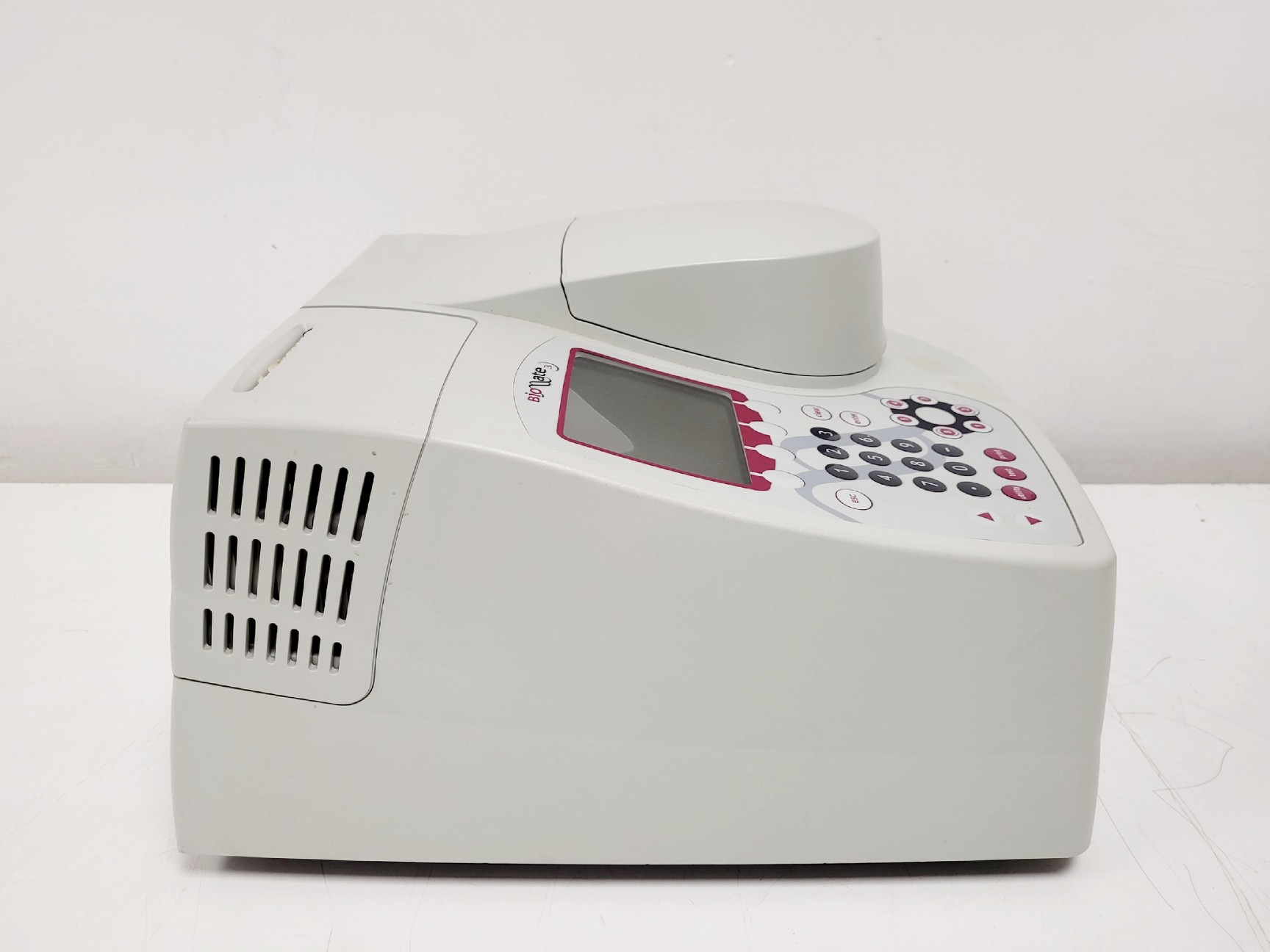 Image of Thermo Scientific BioMate 3 UV/Vis Spectrometer Lab