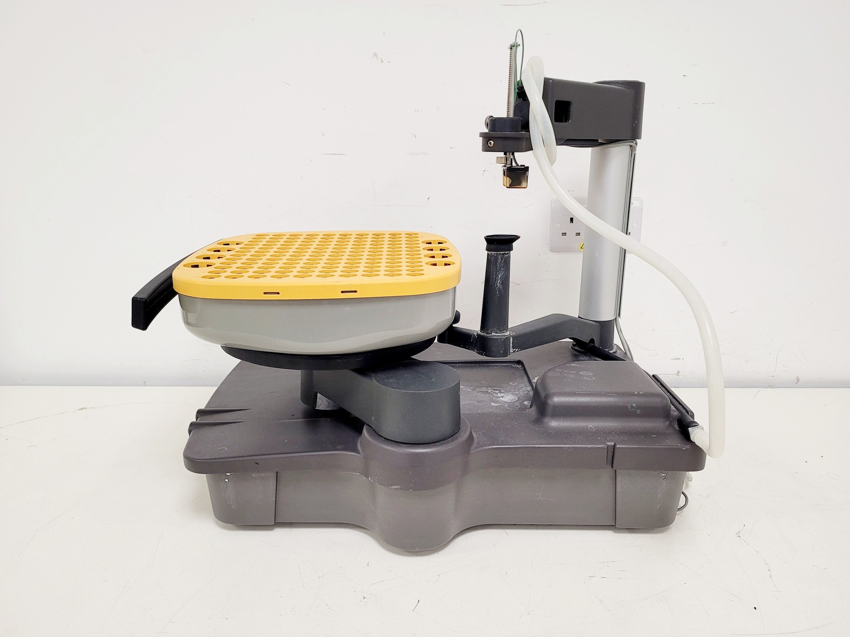 Image of Amersham Biosciences Frac-950 Fraction Collector Chromatography 
