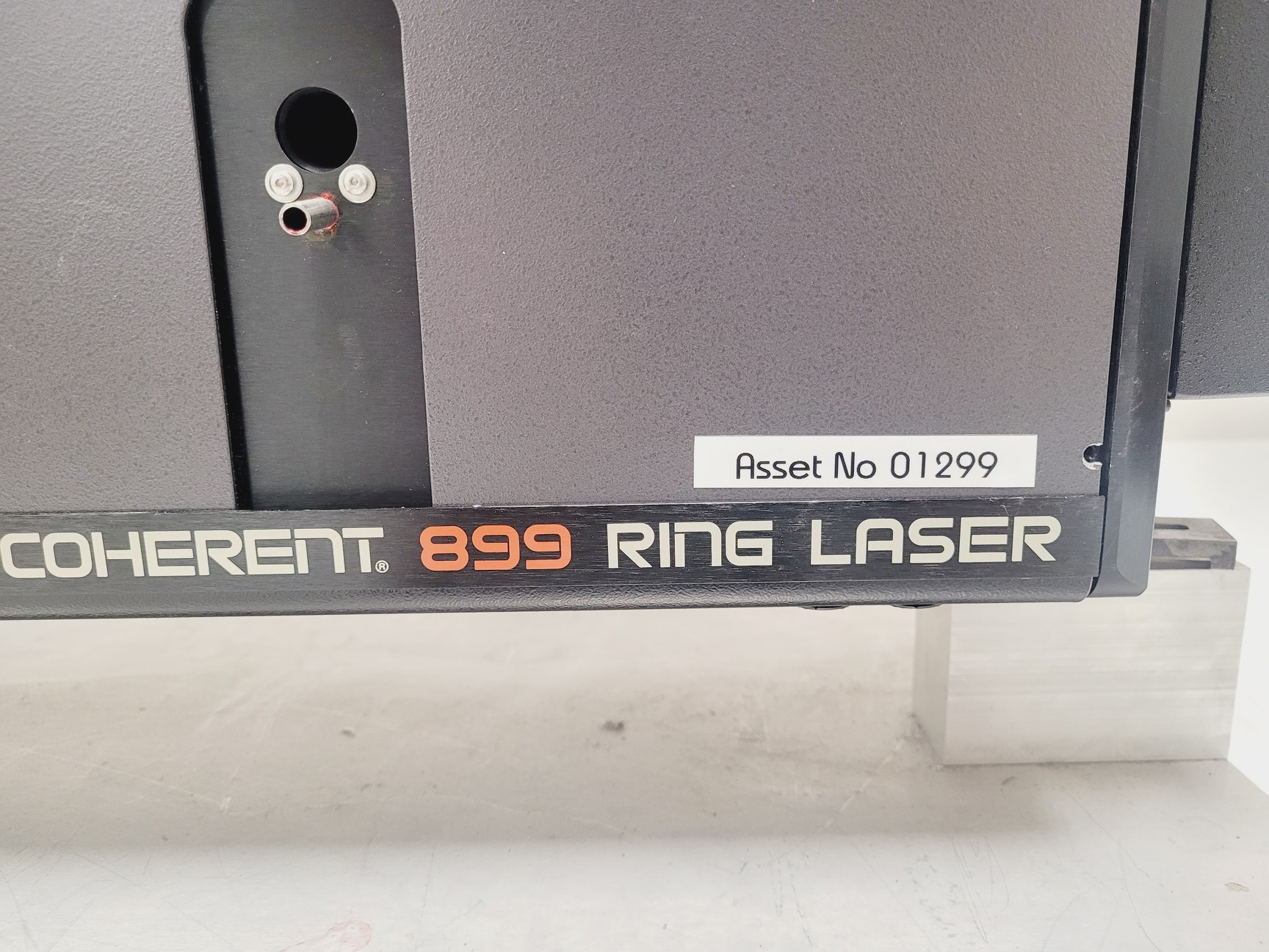Image of Coherent 899-01 Ring Laser w/ Coherent 5920 Dye Circulator & Manual
