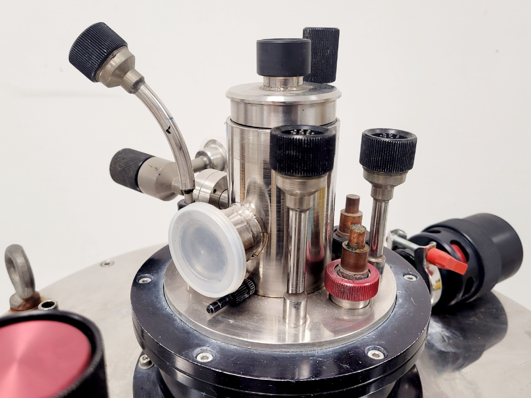 Image of Oxford Instruments C28232 Superconducting Magnet System w/ Helium Gauge & Cables